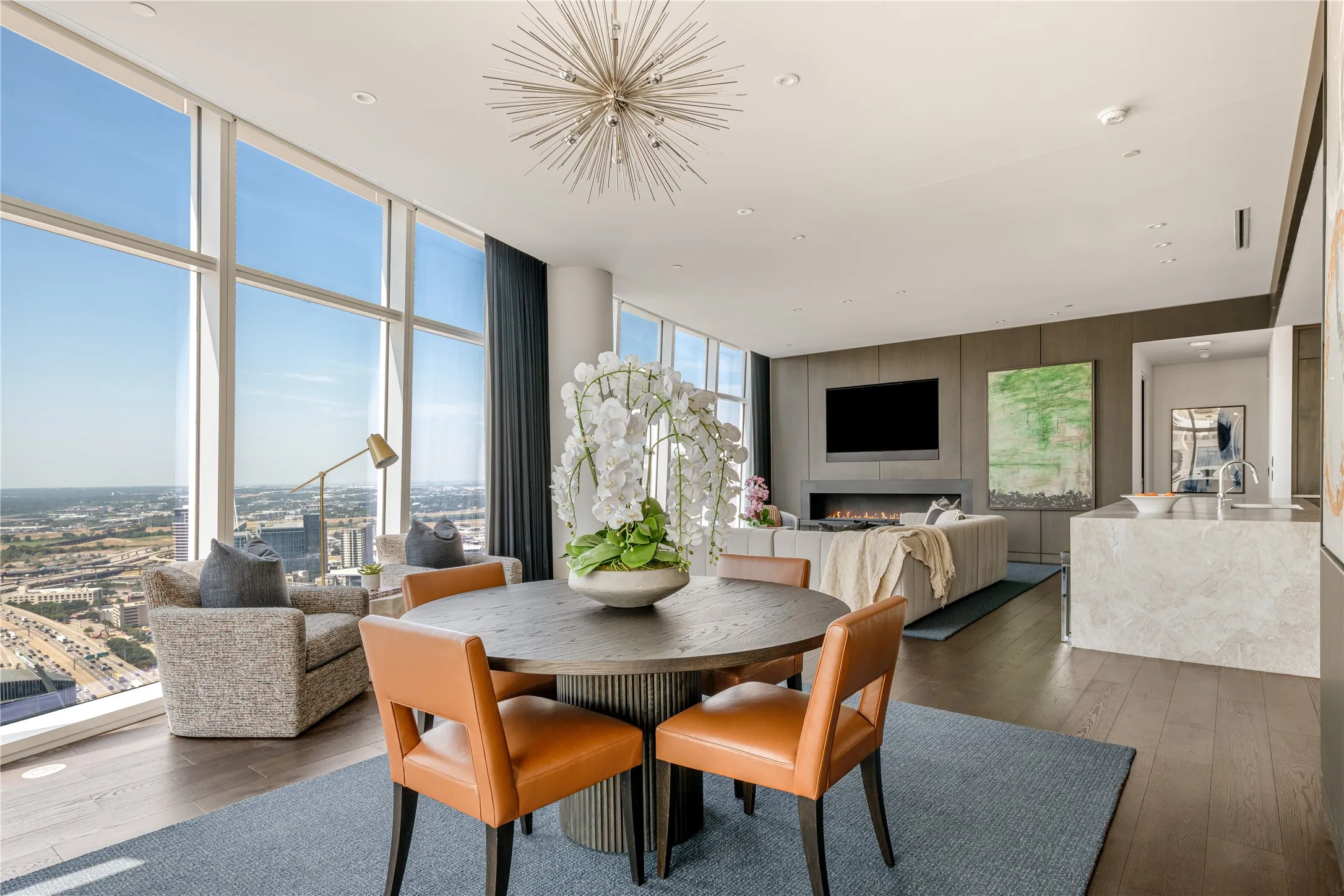 Condominium For Sale in Dallas County , 1918 Olive Street 3403, Dallas, Texas 75201, 2 Bedroom, 2 Bathroom, 2 Garage spaces, 2,417 Sqft, built in 2012, mls#21372283, Real Estate Agent in Dallas, Homes For Sale in Dallas county, Homes For Sale in Dallas, Realtor in Dallas Texas, Real Estate Brokerage Independent Realty Texas, Luminita Cordes Realtor
