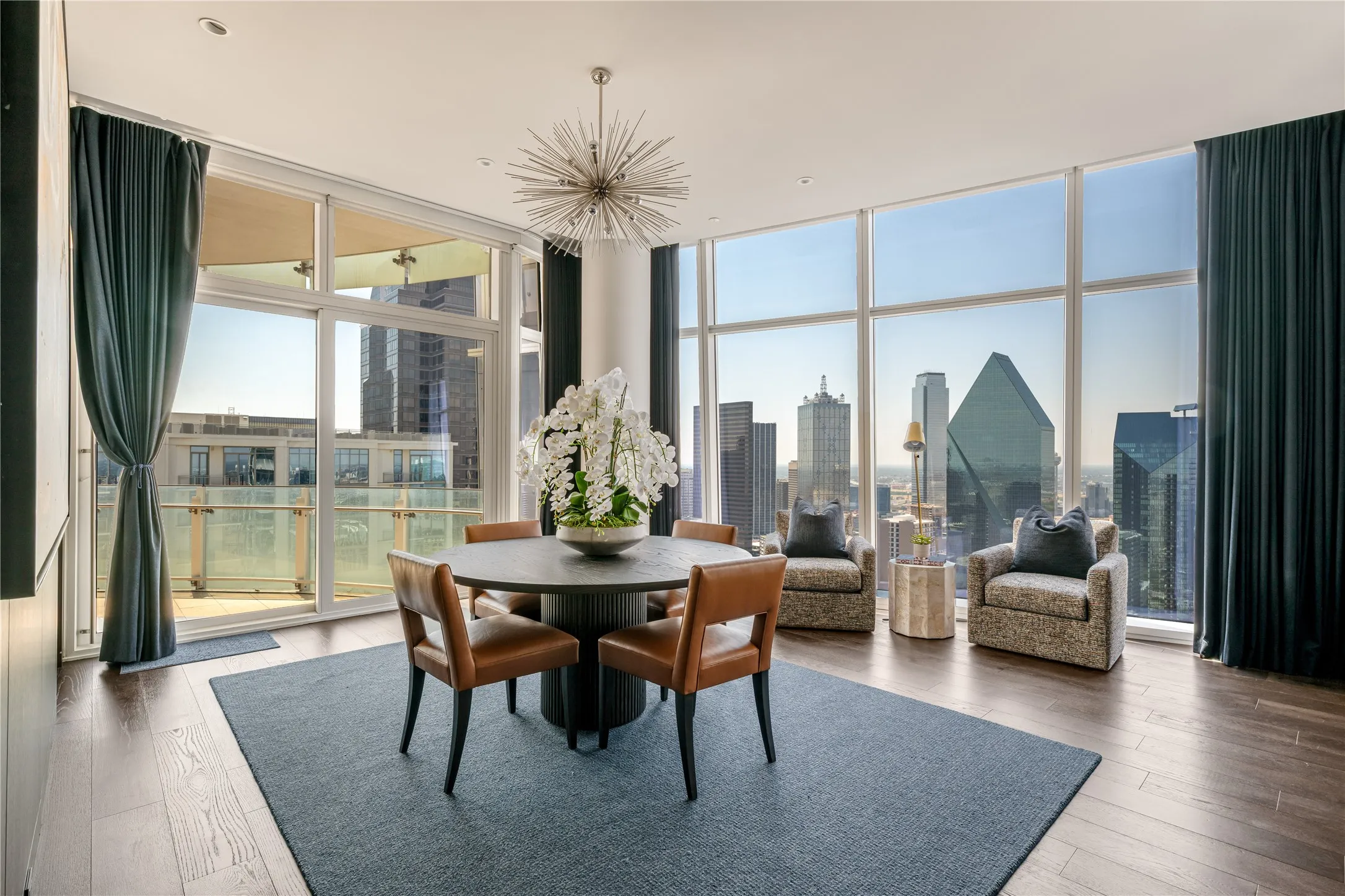 Condominium For Sale in Dallas County , 1918 Olive Street 3403, Dallas, Texas 75201, 2 Bedroom, 2 Bathroom, 2 Garage spaces, 2,417 Sqft, built in 2012, mls#21372283, Real Estate Agent in Dallas, Homes For Sale in Dallas county, Homes For Sale in Dallas, Realtor in Dallas Texas, Real Estate Brokerage Independent Realty Texas, Luminita Cordes Realtor