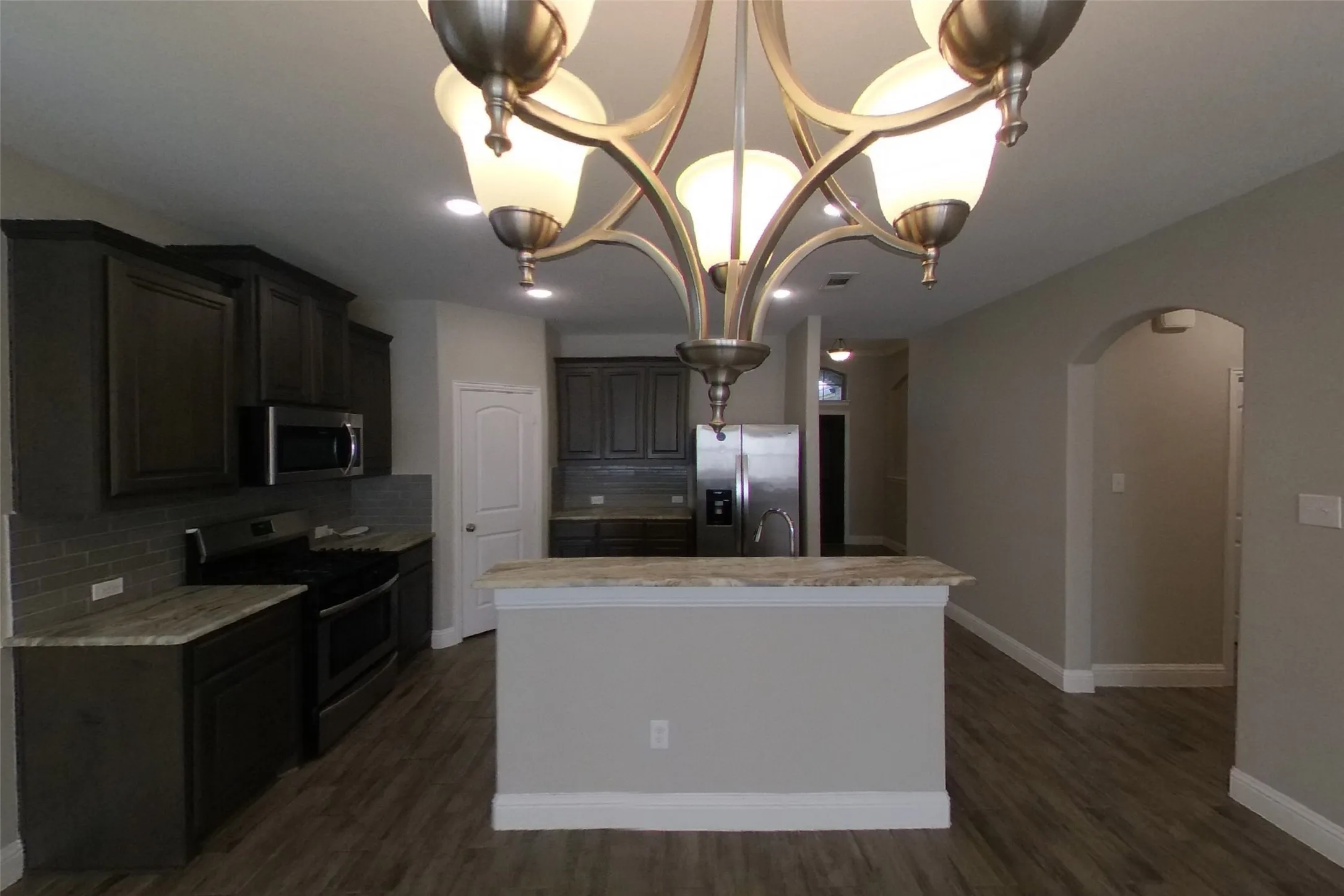 Single Family Residence For Rent in Hunt County , 7712 Cottonwood Drive, Greenville, Texas 75402, 3 Bedroom, 2 Bathroom, 2 Garage spaces, 1,851 Sqft, built in 2019, mls#21371854, Real Estate Agent in Greenville, Homes For Rent in Hunt county, Homes For Rent in Greenville, Realtor in Greenville Texas, Real Estate Brokerage Independent Realty Texas, Luminita Cordes Realtor