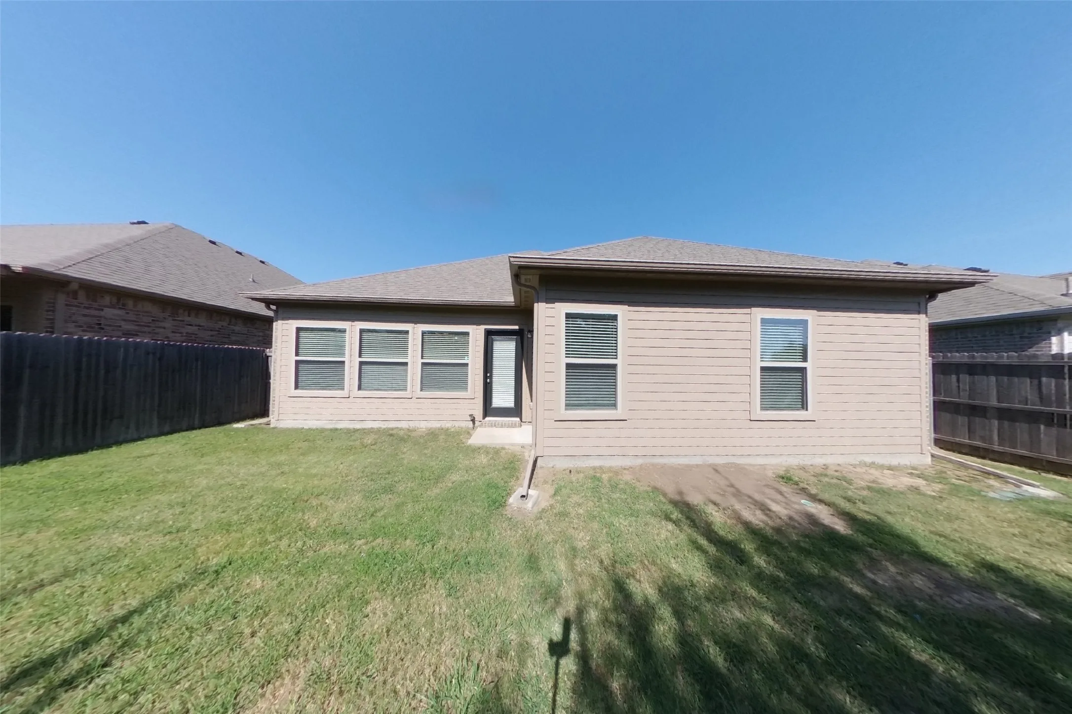 Single Family Residence For Rent in Hunt County , 7712 Cottonwood Drive, Greenville, Texas 75402, 3 Bedroom, 2 Bathroom, 2 Garage spaces, 1,851 Sqft, built in 2019, mls#21371854, Real Estate Agent in Greenville, Homes For Rent in Hunt county, Homes For Rent in Greenville, Realtor in Greenville Texas, Real Estate Brokerage Independent Realty Texas, Luminita Cordes Realtor