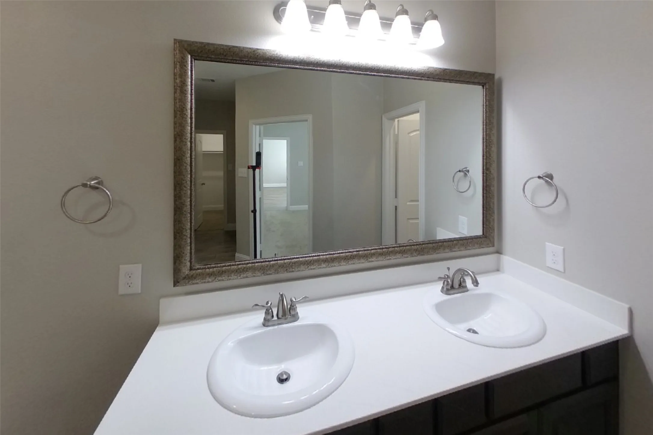 Single Family Residence For Rent in Hunt County , 7712 Cottonwood Drive, Greenville, Texas 75402, 3 Bedroom, 2 Bathroom, 2 Garage spaces, 1,851 Sqft, built in 2019, mls#21371854, Real Estate Agent in Greenville, Homes For Rent in Hunt county, Homes For Rent in Greenville, Realtor in Greenville Texas, Real Estate Brokerage Independent Realty Texas, Luminita Cordes Realtor