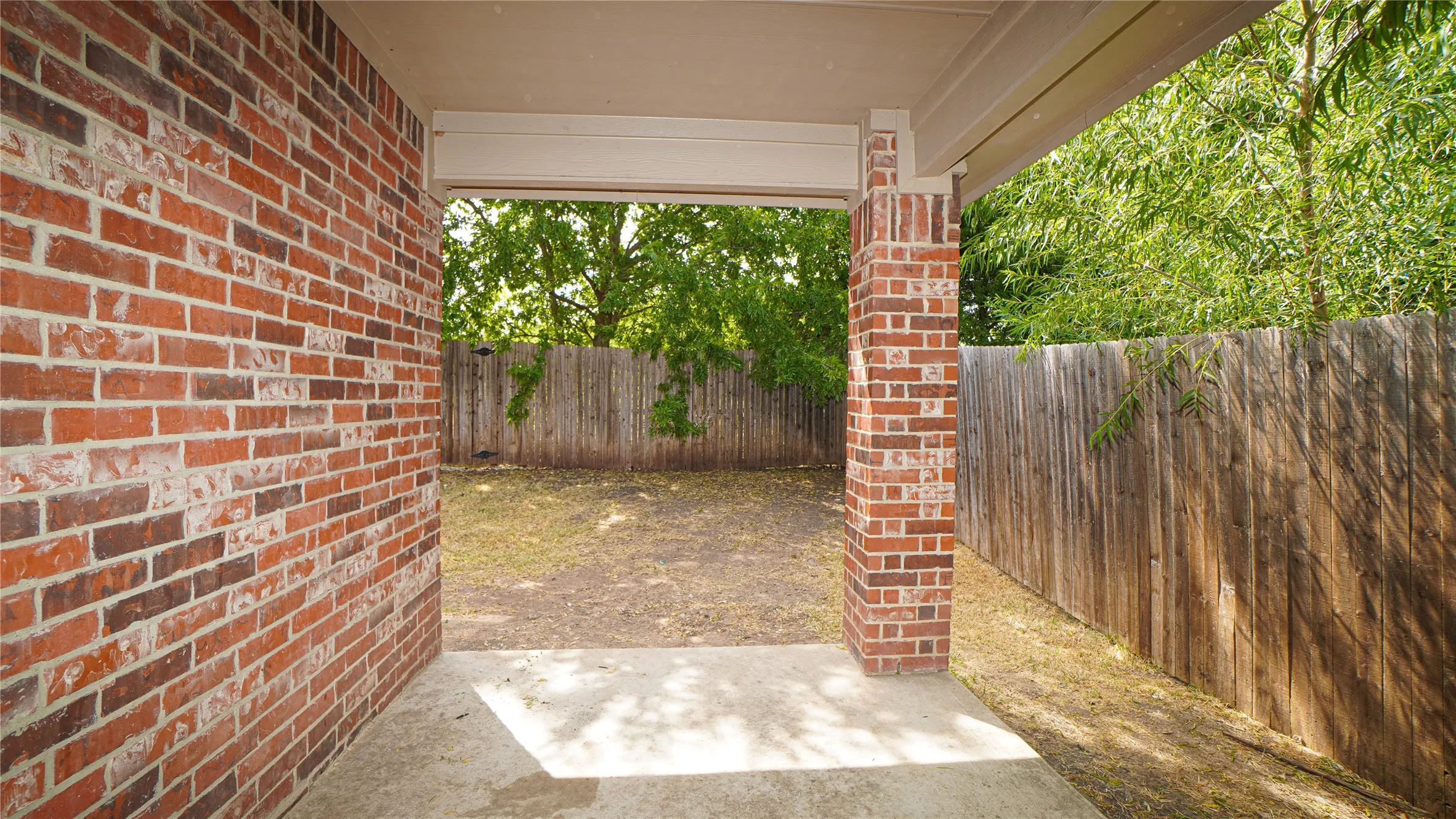 Single Family Residence For Rent in Rockwall County , 2520 Saldana Drive, Fate, Texas 75189, 4 Bedroom, 2 Bathroom, 2 Garage spaces, 1,923 Sqft, built in 2017, mls#21372108, Real Estate Agent in Fate, Homes For Rent in Rockwall county, Homes For Rent in Fate, Realtor in Fate Texas, Real Estate Brokerage Independent Realty Texas, Luminita Cordes Realtor
