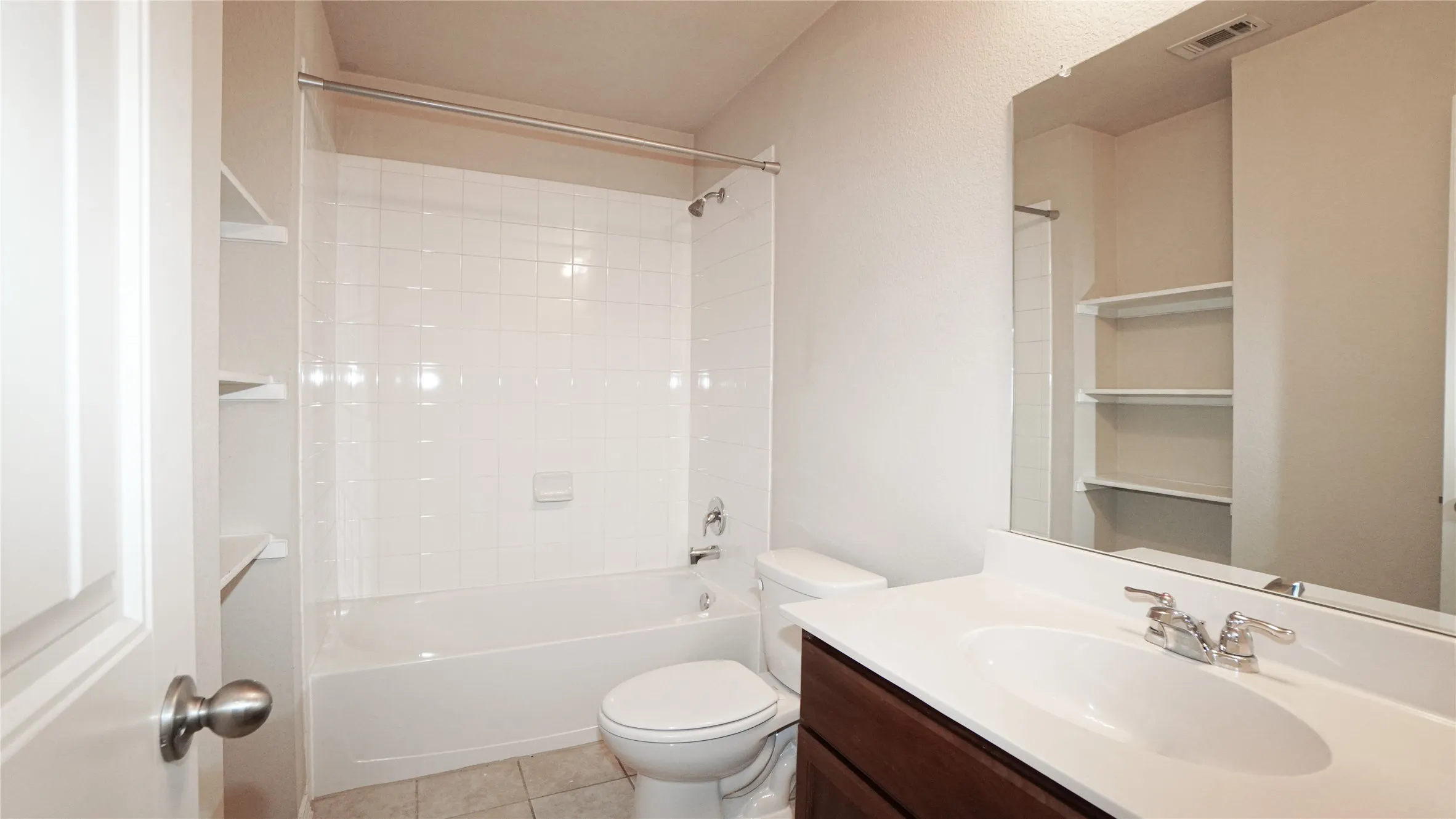 Single Family Residence For Rent in Rockwall County , 2520 Saldana Drive, Fate, Texas 75189, 4 Bedroom, 2 Bathroom, 2 Garage spaces, 1,923 Sqft, built in 2017, mls#21372108, Real Estate Agent in Fate, Homes For Rent in Rockwall county, Homes For Rent in Fate, Realtor in Fate Texas, Real Estate Brokerage Independent Realty Texas, Luminita Cordes Realtor