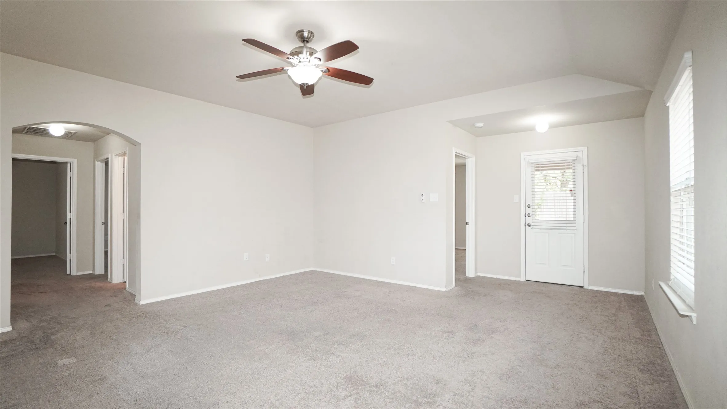 Single Family Residence For Rent in Rockwall County , 2520 Saldana Drive, Fate, Texas 75189, 4 Bedroom, 2 Bathroom, 2 Garage spaces, 1,923 Sqft, built in 2017, mls#21372108, Real Estate Agent in Fate, Homes For Rent in Rockwall county, Homes For Rent in Fate, Realtor in Fate Texas, Real Estate Brokerage Independent Realty Texas, Luminita Cordes Realtor