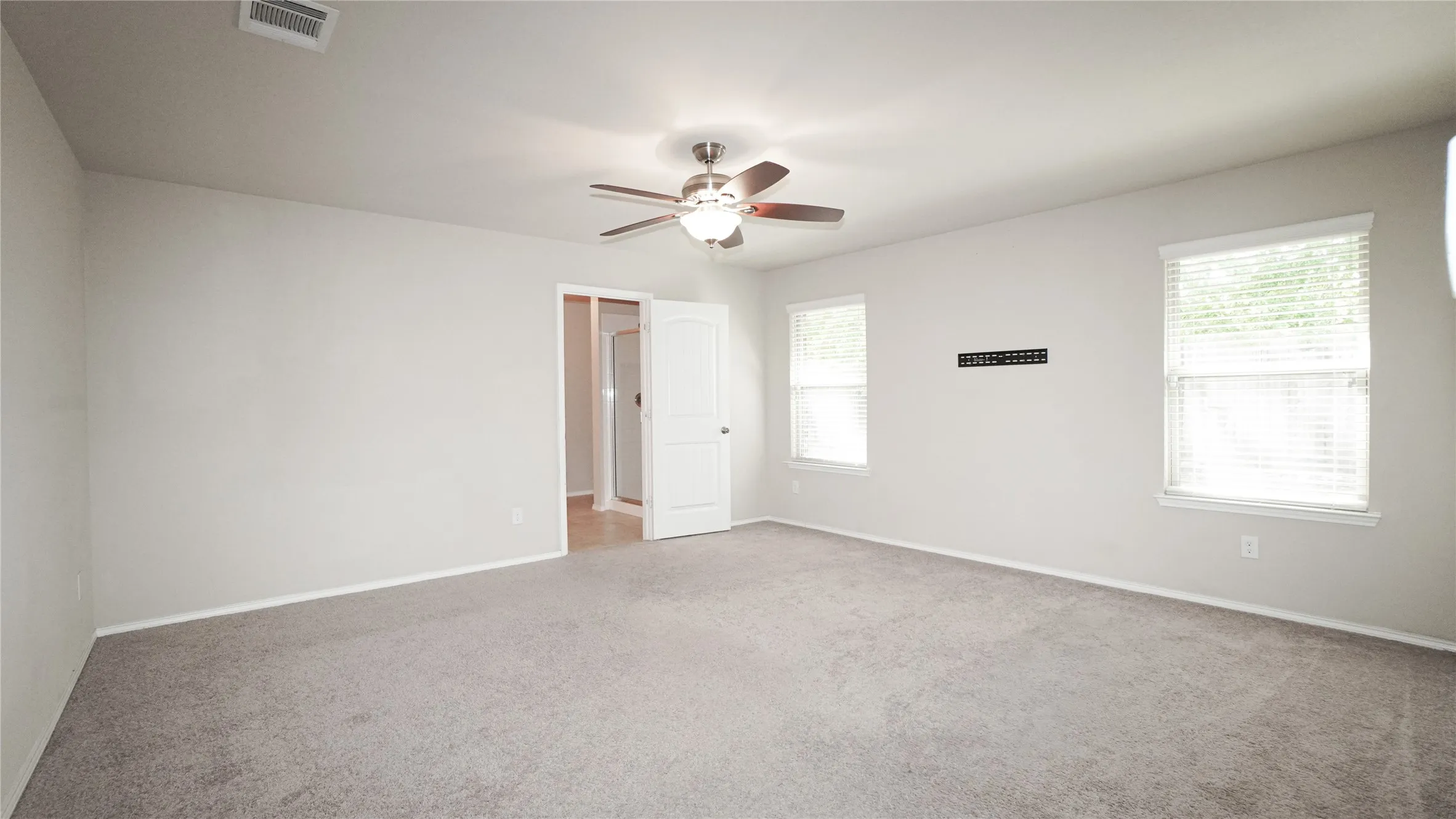 Single Family Residence For Rent in Rockwall County , 2520 Saldana Drive, Fate, Texas 75189, 4 Bedroom, 2 Bathroom, 2 Garage spaces, 1,923 Sqft, built in 2017, mls#21372108, Real Estate Agent in Fate, Homes For Rent in Rockwall county, Homes For Rent in Fate, Realtor in Fate Texas, Real Estate Brokerage Independent Realty Texas, Luminita Cordes Realtor
