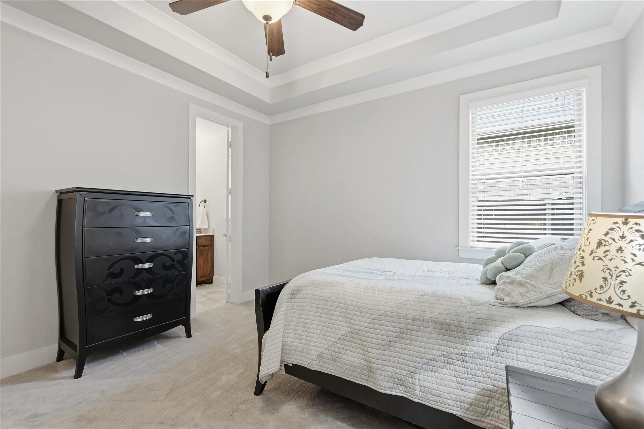 Single Family Residence For Sale in Denton County , 332 Nora Lane, Argyle, Texas 76226, 3 Bedroom, 4 Bathroom, 3 Garage spaces, 2,895 Sqft, built in 2017, mls#21371570, Real Estate Agent in Argyle, Homes For Sale in Denton county, Homes For Sale in Argyle, Realtor in Argyle Texas, Real Estate Brokerage Independent Realty Texas, Luminita Cordes Realtor