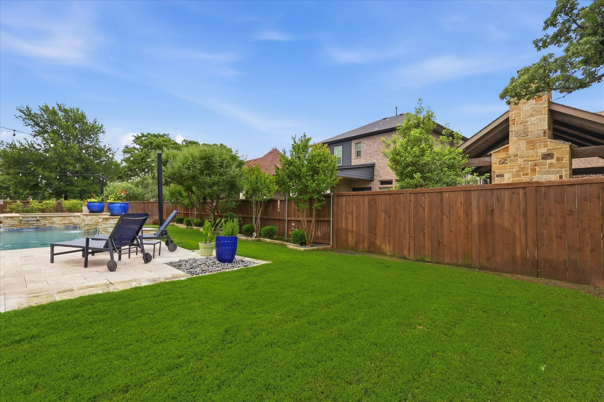 Single Family Residence For Sale in Denton County , 332 Nora Lane, Argyle, Texas 76226, 3 Bedroom, 4 Bathroom, 3 Garage spaces, 2,895 Sqft, built in 2017, mls#21371570, Real Estate Agent in Argyle, Homes For Sale in Denton county, Homes For Sale in Argyle, Realtor in Argyle Texas, Real Estate Brokerage Independent Realty Texas, Luminita Cordes Realtor