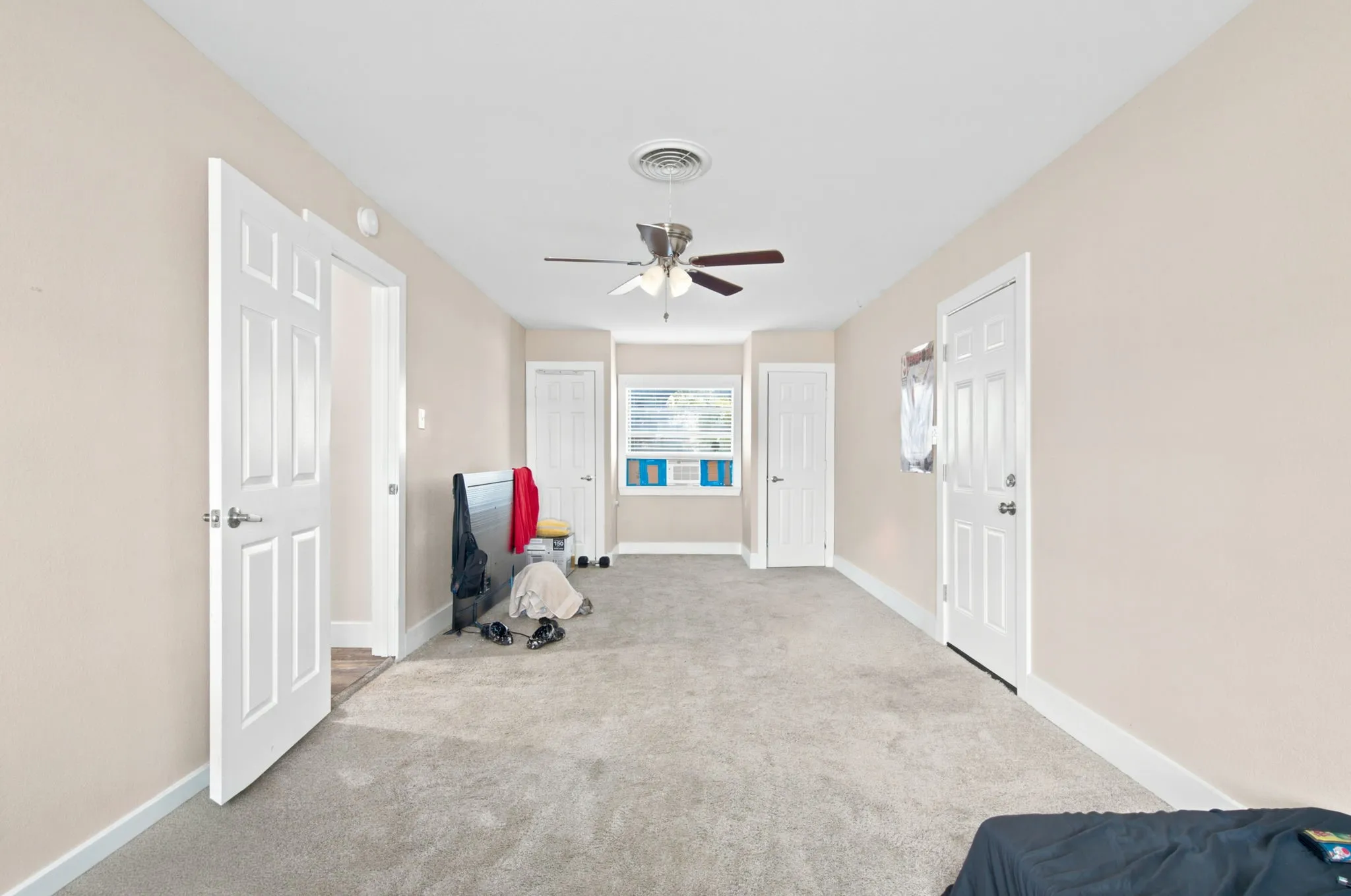 Single Family Residence For Sale in Dallas County , 109 W 11th Street, Irving, Texas 75060, 5 Bedroom, 3 Bathroom, Garage spaces, 2,966 Sqft, built in 1950, mls#21362962, Real Estate Agent in Irving, Homes For Sale in Dallas county, Homes For Sale in Irving, Realtor in Irving Texas, Real Estate Brokerage Independent Realty Texas, Luminita Cordes Realtor
