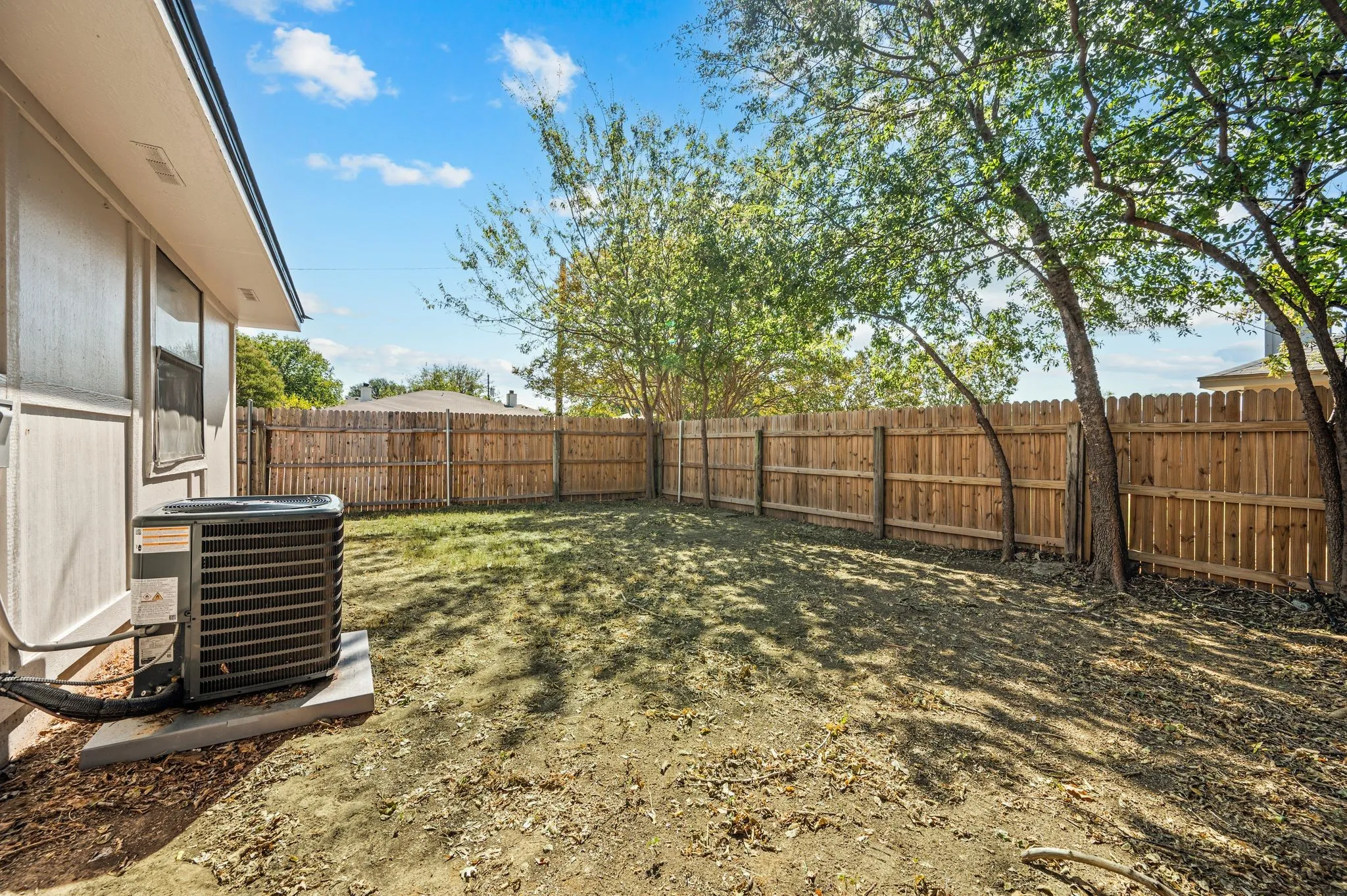 Duplex For Sale in Tarrant County , 7712 Brandi Place, North Richland Hills, Texas 76182, 4 Bedroom, 4 Bathroom, 2 Garage spaces, 0 Sqft, built in 1984, mls#21359341, Real Estate Agent in North Richland Hills, Homes For Sale in Tarrant county, Homes For Sale in North Richland Hills, Realtor in North Richland Hills Texas, Real Estate Brokerage Independent Realty Texas, Luminita Cordes Realtor