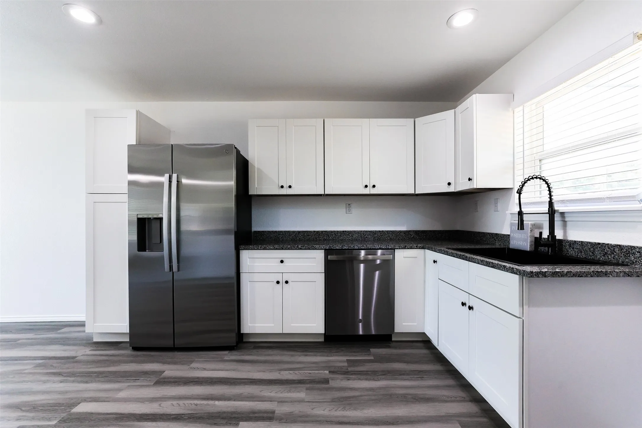 Single Family Residence For Sale in Tarrant County , 412 Susan Drive, Kennedale, Texas 76060, 3 Bedroom, 2 Bathroom, 2 Garage spaces, 1,290 Sqft, built in 2026, mls#21368183, Real Estate Agent in Kennedale, Homes For Sale in Tarrant county, Homes For Sale in Kennedale, Realtor in Kennedale Texas, Real Estate Brokerage Independent Realty Texas, Luminita Cordes Realtor