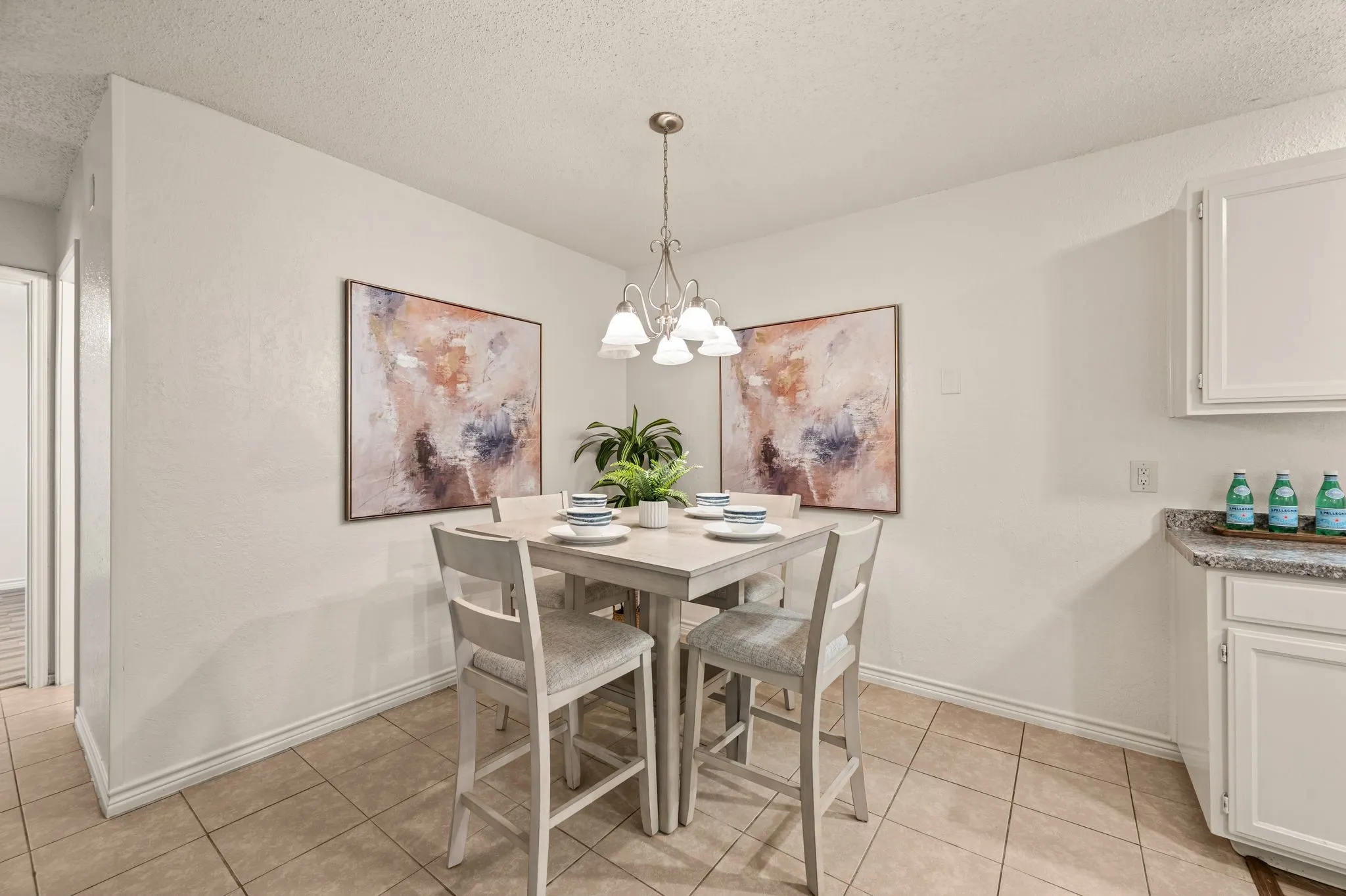 Single Family Residence For Sale in Tarrant County , 7712 Brandi Place 7712, North Richland Hills, Texas 76182, 2 Bedroom, 2 Bathroom, 2 Garage spaces, 1,059 Sqft, built in 1984, mls#21359336, Real Estate Agent in North Richland Hills, Homes For Sale in Tarrant county, Homes For Sale in North Richland Hills, Realtor in North Richland Hills Texas, Real Estate Brokerage Independent Realty Texas, Luminita Cordes Realtor