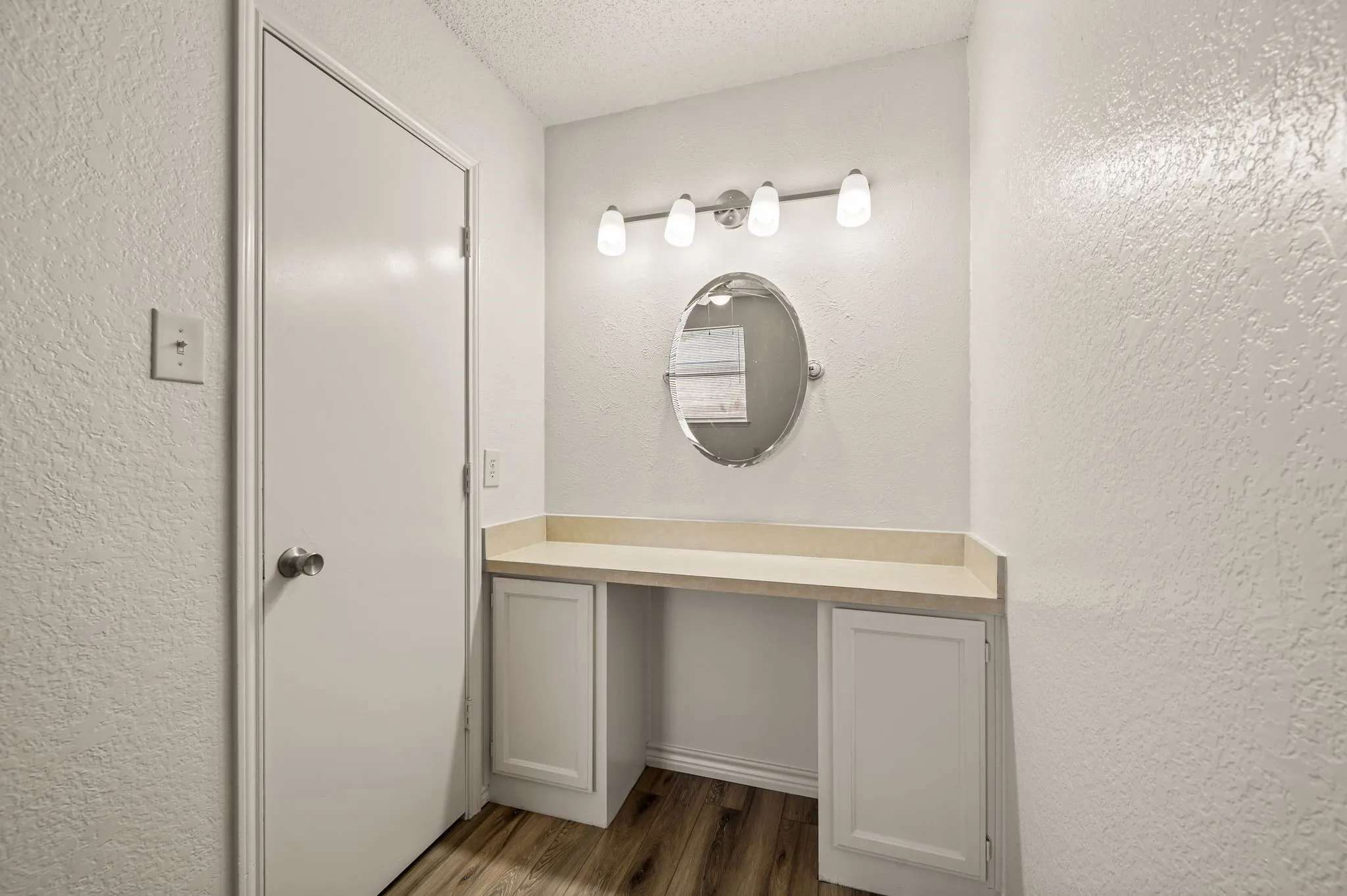 Single Family Residence For Sale in Tarrant County , 7712 Brandi Place 7712, North Richland Hills, Texas 76182, 2 Bedroom, 2 Bathroom, 2 Garage spaces, 1,059 Sqft, built in 1984, mls#21359336, Real Estate Agent in North Richland Hills, Homes For Sale in Tarrant county, Homes For Sale in North Richland Hills, Realtor in North Richland Hills Texas, Real Estate Brokerage Independent Realty Texas, Luminita Cordes Realtor