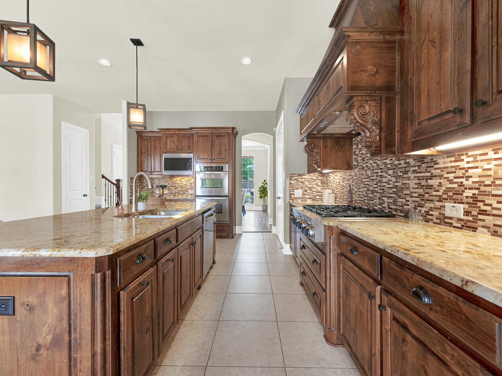 Single Family Residence For Sale in Denton County , 756 Quail Creek Drive, Frisco, Texas 75036, 5 Bedroom, 5 Bathroom, 3 Garage spaces, 3,963 Sqft, built in 2011, mls#21370451, Real Estate Agent in Frisco, Homes For Sale in Denton county, Homes For Sale in Frisco, Realtor in Frisco Texas, Real Estate Brokerage Independent Realty Texas, Luminita Cordes Realtor