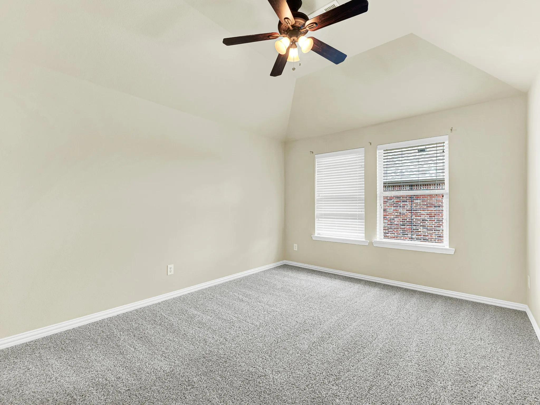 Single Family Residence For Sale in Denton County , 756 Quail Creek Drive, Frisco, Texas 75036, 5 Bedroom, 5 Bathroom, 3 Garage spaces, 3,963 Sqft, built in 2011, mls#21370451, Real Estate Agent in Frisco, Homes For Sale in Denton county, Homes For Sale in Frisco, Realtor in Frisco Texas, Real Estate Brokerage Independent Realty Texas, Luminita Cordes Realtor