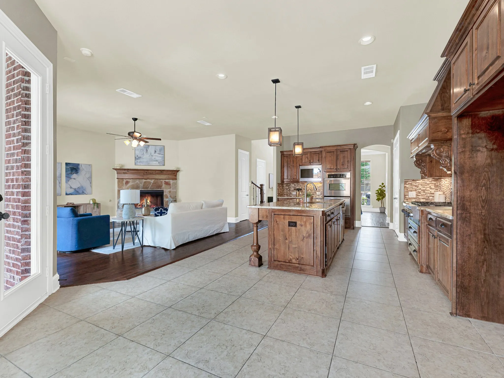 Single Family Residence For Sale in Denton County , 756 Quail Creek Drive, Frisco, Texas 75036, 5 Bedroom, 5 Bathroom, 3 Garage spaces, 3,963 Sqft, built in 2011, mls#21370451, Real Estate Agent in Frisco, Homes For Sale in Denton county, Homes For Sale in Frisco, Realtor in Frisco Texas, Real Estate Brokerage Independent Realty Texas, Luminita Cordes Realtor