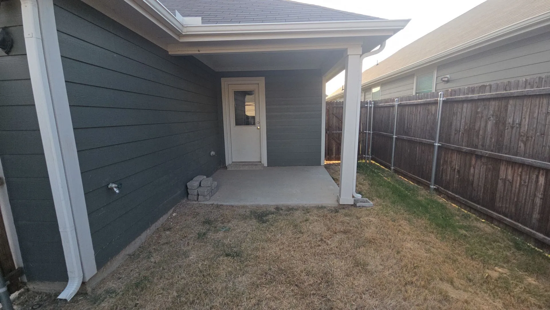 Single Family Residence For Sale in Tarrant County , 2837 Brittlebush Drive, Fort Worth, Texas 76108, 3 Bedroom, 2 Bathroom, 2 Garage spaces, 1,286 Sqft, built in 2022, mls#21372354, Real Estate Agent in Fort Worth, Homes For Sale in Tarrant county, Homes For Sale in Fort Worth, Realtor in Fort Worth Texas, Real Estate Brokerage Independent Realty Texas, Luminita Cordes Realtor