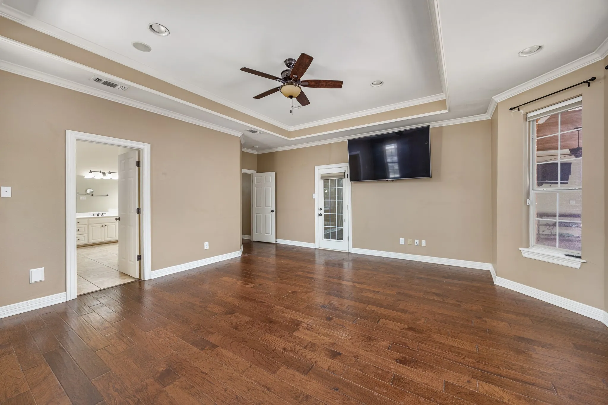 Primary suite toward bath