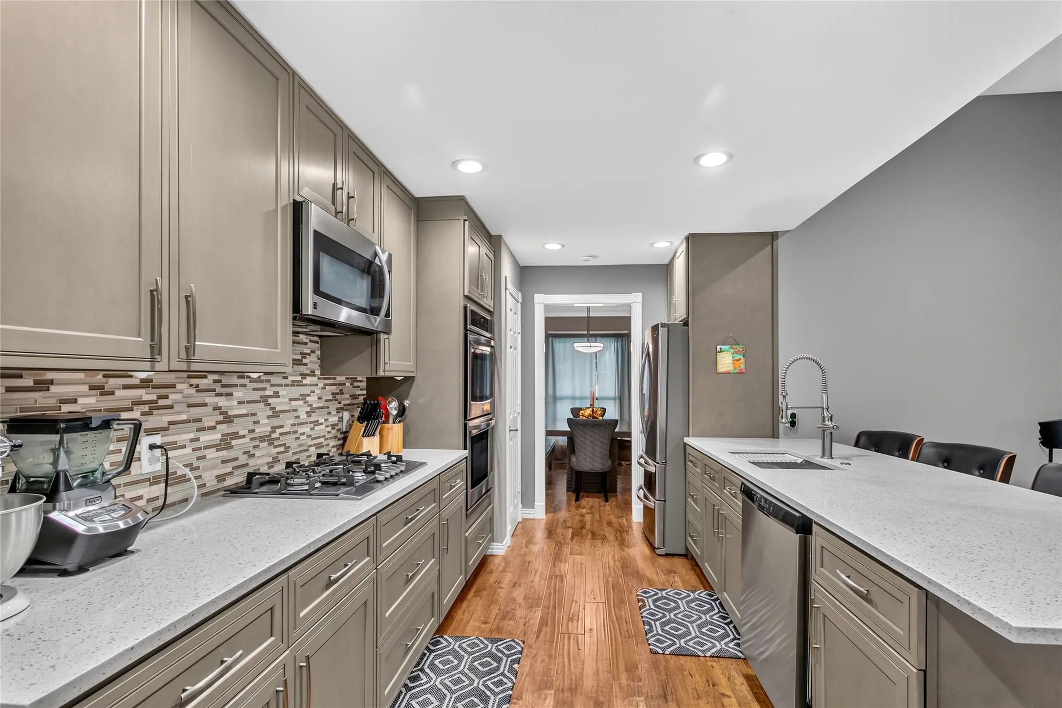 Single Family Residence For Sale in Dallas County , 12326 Cedar Bend Drive, Dallas, Texas 75244, 3 Bedroom, 2 Bathroom, 2 Garage spaces, 2,202 Sqft, built in 1966, mls#21355488, Real Estate Agent in Dallas, Homes For Sale in Dallas county, Homes For Sale in Dallas, Realtor in Dallas Texas, Real Estate Brokerage Independent Realty Texas, Luminita Cordes Realtor