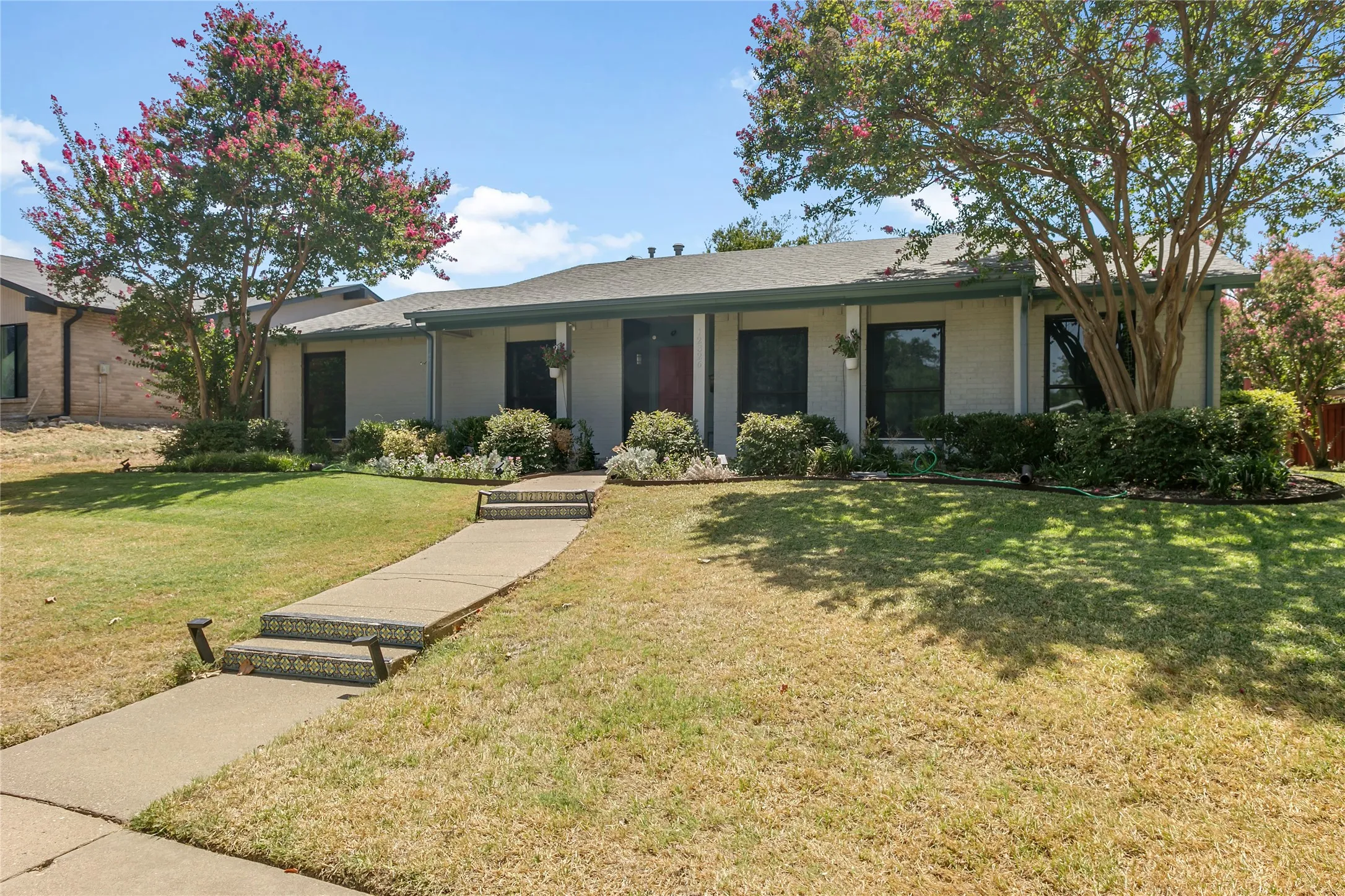 Single Family Residence For Sale in Dallas County , 12326 Cedar Bend Drive, Dallas, Texas 75244, 3 Bedroom, 2 Bathroom, 2 Garage spaces, 2,202 Sqft, built in 1966, mls#21355488, Real Estate Agent in Dallas, Homes For Sale in Dallas county, Homes For Sale in Dallas, Realtor in Dallas Texas, Real Estate Brokerage Independent Realty Texas, Luminita Cordes Realtor