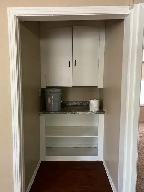 Single Family Residence For Rent in Taylor County , 1349 Graham Street, Abilene, Texas 79603, 3 Bedroom, 1 Bathroom, Garage spaces, 1,011 Sqft, built in 1950, mls#21372358, Real Estate Agent in Abilene, Homes For Rent in Taylor county, Homes For Rent in Abilene, Realtor in Abilene Texas, Real Estate Brokerage Independent Realty Texas, Luminita Cordes Realtor