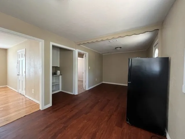 Single Family Residence For Rent in Taylor County , 1349 Graham Street, Abilene, Texas 79603, 3 Bedroom, 1 Bathroom, Garage spaces, 1,011 Sqft, built in 1950, mls#21372358, Real Estate Agent in Abilene, Homes For Rent in Taylor county, Homes For Rent in Abilene, Realtor in Abilene Texas, Real Estate Brokerage Independent Realty Texas, Luminita Cordes Realtor