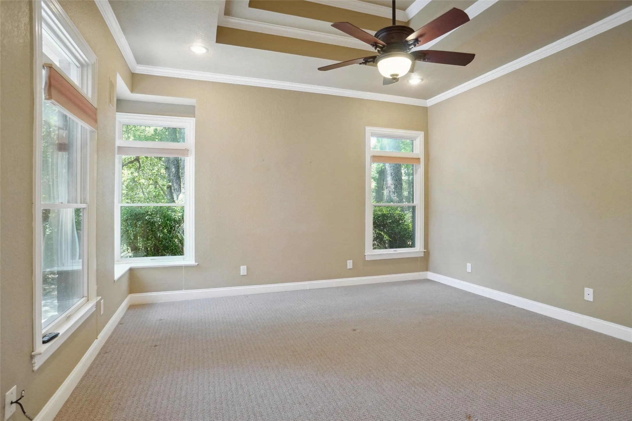 Single Family Residence For Rent in Denton County , 23 Oak Forrest Circle, Denton, Texas 76210, 4 Bedroom, 4 Bathroom, 2 Garage spaces, 3,335 Sqft, built in 1991, mls#21372361, Real Estate Agent in Denton, Homes For Rent in Denton county, Homes For Rent in Denton, Realtor in Denton Texas, Real Estate Brokerage Independent Realty Texas, Luminita Cordes Realtor