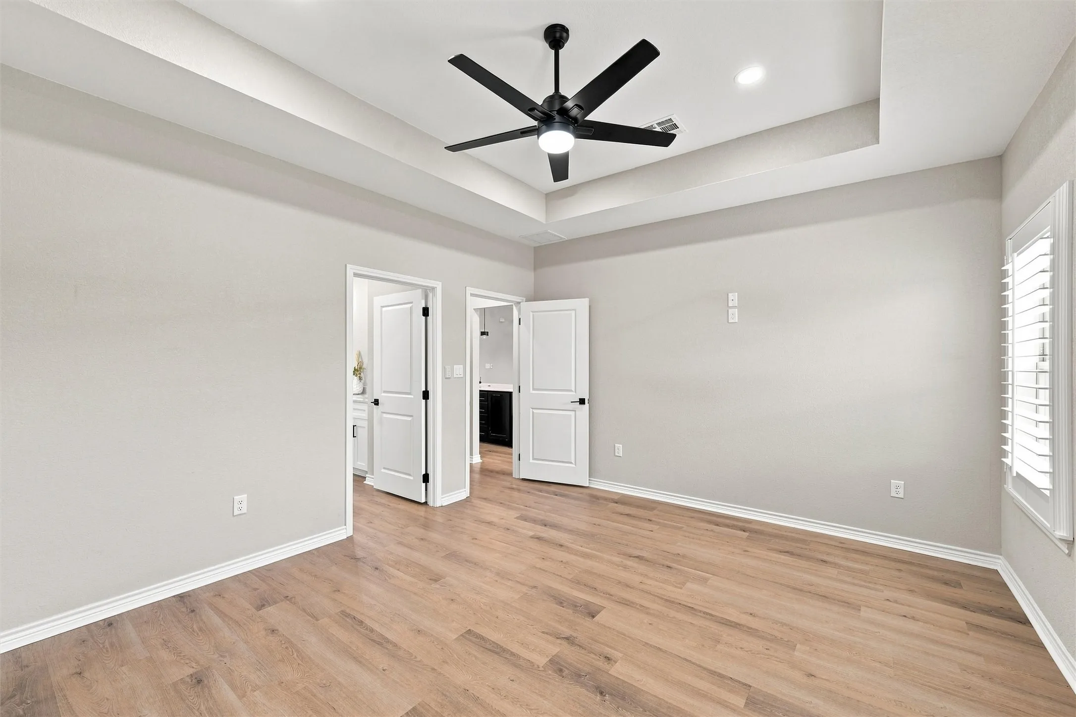 Single Family Residence For Sale in Mc Lennan County , 9800 Bridlewood Lane, Waco, Texas 76708, 4 Bedroom, 3 Bathroom, 2 Garage spaces, 2,096 Sqft, built in 2024, mls#21371935, Real Estate Agent in Waco, Homes For Sale in Mc Lennan county, Homes For Sale in Waco, Realtor in Waco Texas, Real Estate Brokerage Independent Realty Texas, Luminita Cordes Realtor