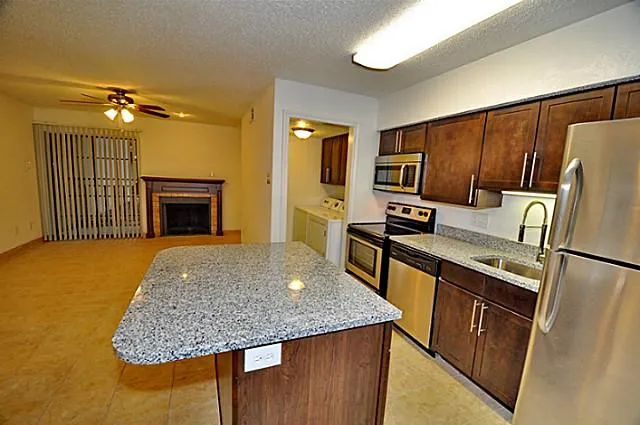 Apartment For Rent in Dallas County , 6910 Skillman Street 1034, Dallas, Texas 75231, 2 Bedroom, 1 Bathroom, Garage spaces, 774 Sqft, built in 1983, mls#21372368, Real Estate Agent in Dallas, Homes For Rent in Dallas county, Homes For Rent in Dallas, Realtor in Dallas Texas, Real Estate Brokerage Independent Realty Texas, Luminita Cordes Realtor
