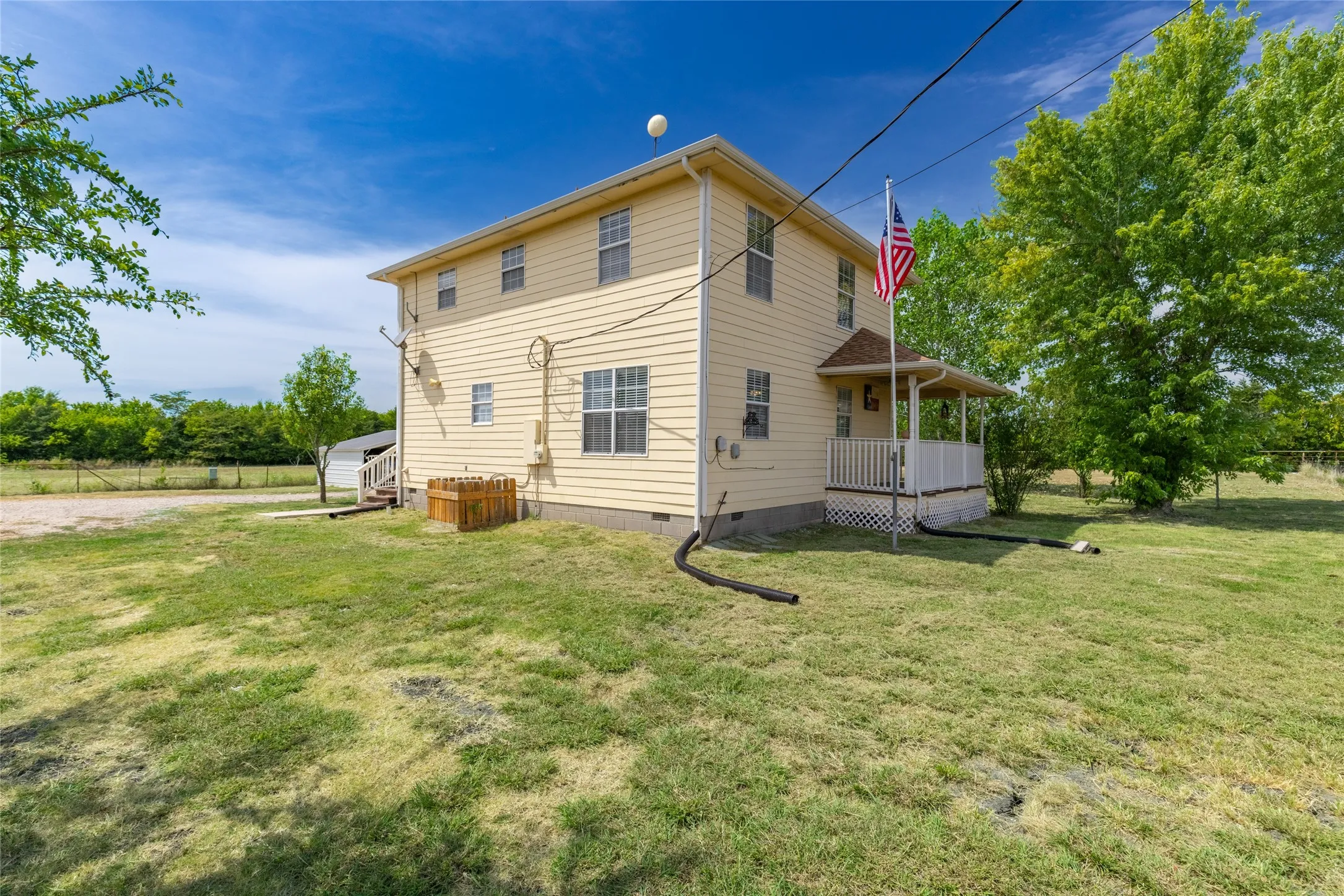 Farm For Rent in Hunt County , 4059 County Road 2727, Caddo Mills, Texas 75135, 3 Bedroom, 3 Bathroom, Garage spaces, 1,626 Sqft, built in 2000, mls#21365951, Real Estate Agent in Caddo Mills, Homes For Rent in Hunt county, Homes For Rent in Caddo Mills, Realtor in Caddo Mills Texas, Real Estate Brokerage Independent Realty Texas, Luminita Cordes Realtor