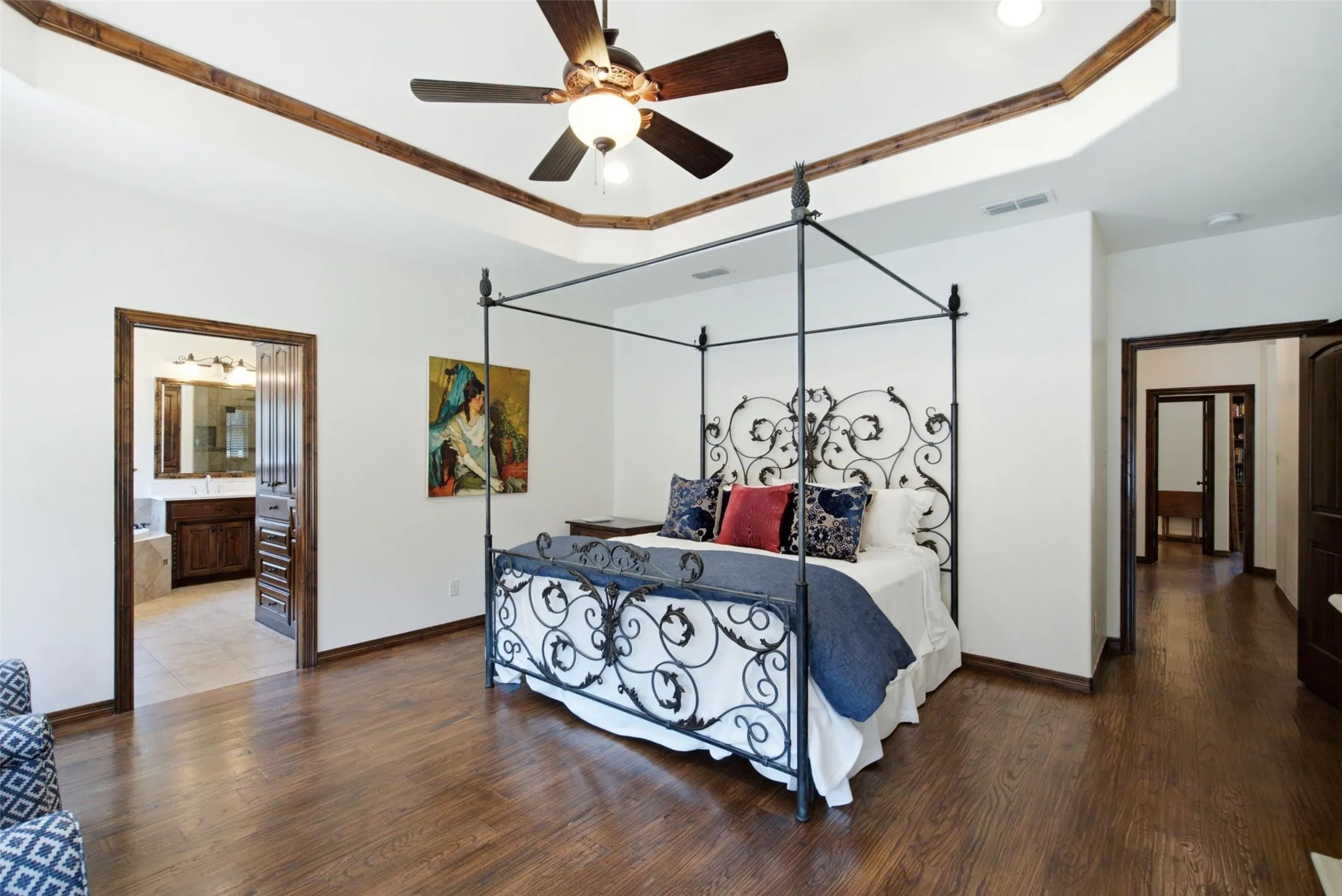 Single Family Residence For Sale in Young County , 116 Timberview Drive, Graham, Texas 76450, 3 Bedroom, 4 Bathroom, 3 Garage spaces, 3,042 Sqft, built in 2013, mls#21372035, Real Estate Agent in Graham, Homes For Sale in Young county, Homes For Sale in Graham, Realtor in Graham Texas, Real Estate Brokerage Independent Realty Texas, Luminita Cordes Realtor