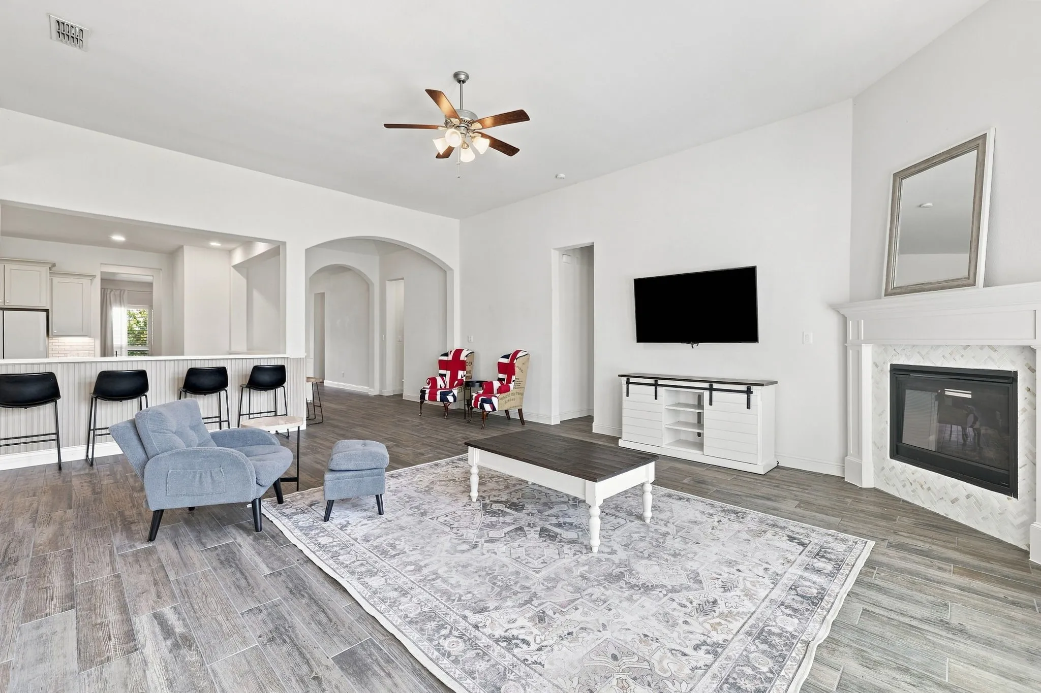 Single Family Residence For Sale in Collin County , 2528 Patton Drive, Melissa, Texas 75454, 4 Bedroom, 4 Bathroom, 3 Garage spaces, 3,117 Sqft, built in 2019, mls#21372137, Real Estate Agent in Melissa, Homes For Sale in Collin county, Homes For Sale in Melissa, Realtor in Melissa Texas, Real Estate Brokerage Independent Realty Texas, Luminita Cordes Realtor
