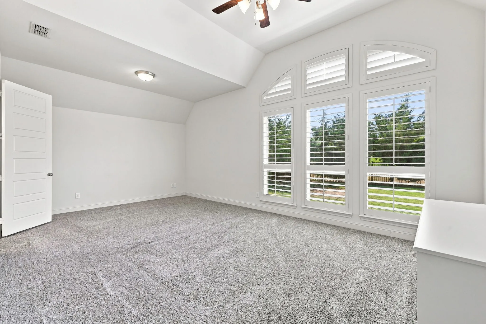Single Family Residence For Sale in Collin County , 2528 Patton Drive, Melissa, Texas 75454, 4 Bedroom, 4 Bathroom, 3 Garage spaces, 3,117 Sqft, built in 2019, mls#21372137, Real Estate Agent in Melissa, Homes For Sale in Collin county, Homes For Sale in Melissa, Realtor in Melissa Texas, Real Estate Brokerage Independent Realty Texas, Luminita Cordes Realtor