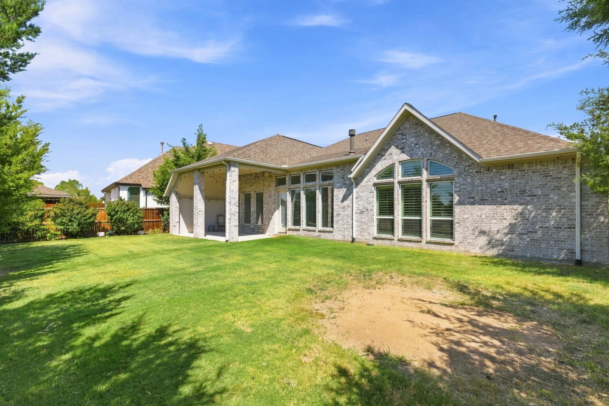 Single Family Residence For Sale in Collin County , 2528 Patton Drive, Melissa, Texas 75454, 4 Bedroom, 4 Bathroom, 3 Garage spaces, 3,117 Sqft, built in 2019, mls#21372137, Real Estate Agent in Melissa, Homes For Sale in Collin county, Homes For Sale in Melissa, Realtor in Melissa Texas, Real Estate Brokerage Independent Realty Texas, Luminita Cordes Realtor
