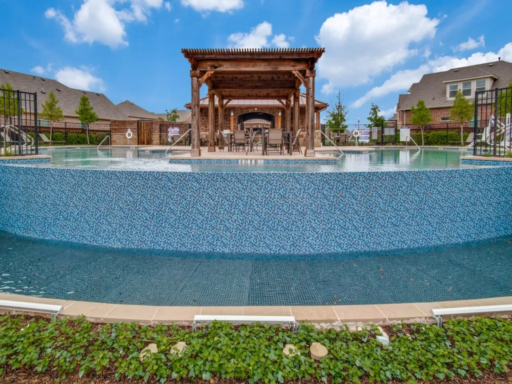 Single Family Residence For Sale in Collin County , 10208 Kemah Place, Mc Kinney, Texas 75071, 3 Bedroom, 2 Bathroom, 2 Garage spaces, 1,897 Sqft, built in 2018, mls#21358721, Real Estate Agent in Mc Kinney, Homes For Sale in Collin county, Homes For Sale in Mc Kinney, Realtor in Mc Kinney Texas, Real Estate Brokerage Independent Realty Texas, Luminita Cordes Realtor