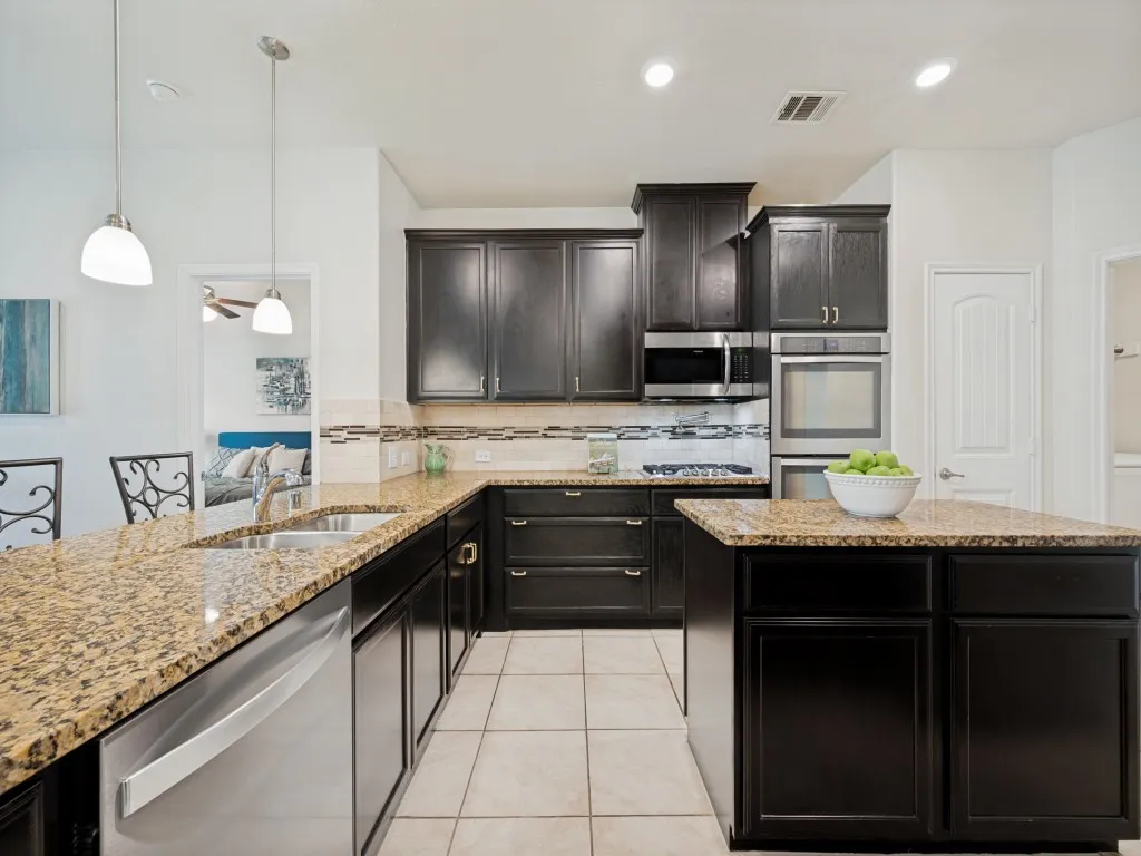 Single Family Residence For Sale in Collin County , 10208 Kemah Place, Mc Kinney, Texas 75071, 3 Bedroom, 2 Bathroom, 2 Garage spaces, 1,897 Sqft, built in 2018, mls#21358721, Real Estate Agent in Mc Kinney, Homes For Sale in Collin county, Homes For Sale in Mc Kinney, Realtor in Mc Kinney Texas, Real Estate Brokerage Independent Realty Texas, Luminita Cordes Realtor