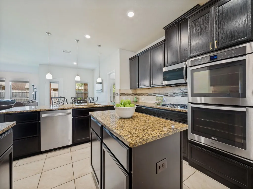 Single Family Residence For Sale in Collin County , 10208 Kemah Place, Mc Kinney, Texas 75071, 3 Bedroom, 2 Bathroom, 2 Garage spaces, 1,897 Sqft, built in 2018, mls#21358721, Real Estate Agent in Mc Kinney, Homes For Sale in Collin county, Homes For Sale in Mc Kinney, Realtor in Mc Kinney Texas, Real Estate Brokerage Independent Realty Texas, Luminita Cordes Realtor