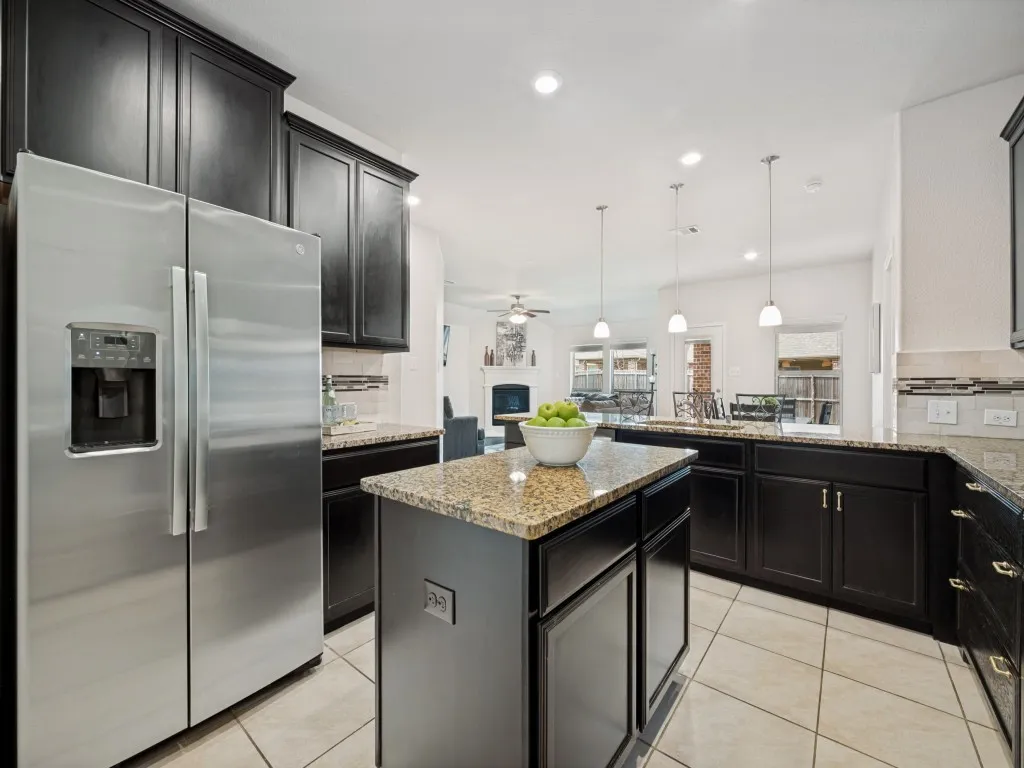 Single Family Residence For Sale in Collin County , 10208 Kemah Place, Mc Kinney, Texas 75071, 3 Bedroom, 2 Bathroom, 2 Garage spaces, 1,897 Sqft, built in 2018, mls#21358721, Real Estate Agent in Mc Kinney, Homes For Sale in Collin county, Homes For Sale in Mc Kinney, Realtor in Mc Kinney Texas, Real Estate Brokerage Independent Realty Texas, Luminita Cordes Realtor