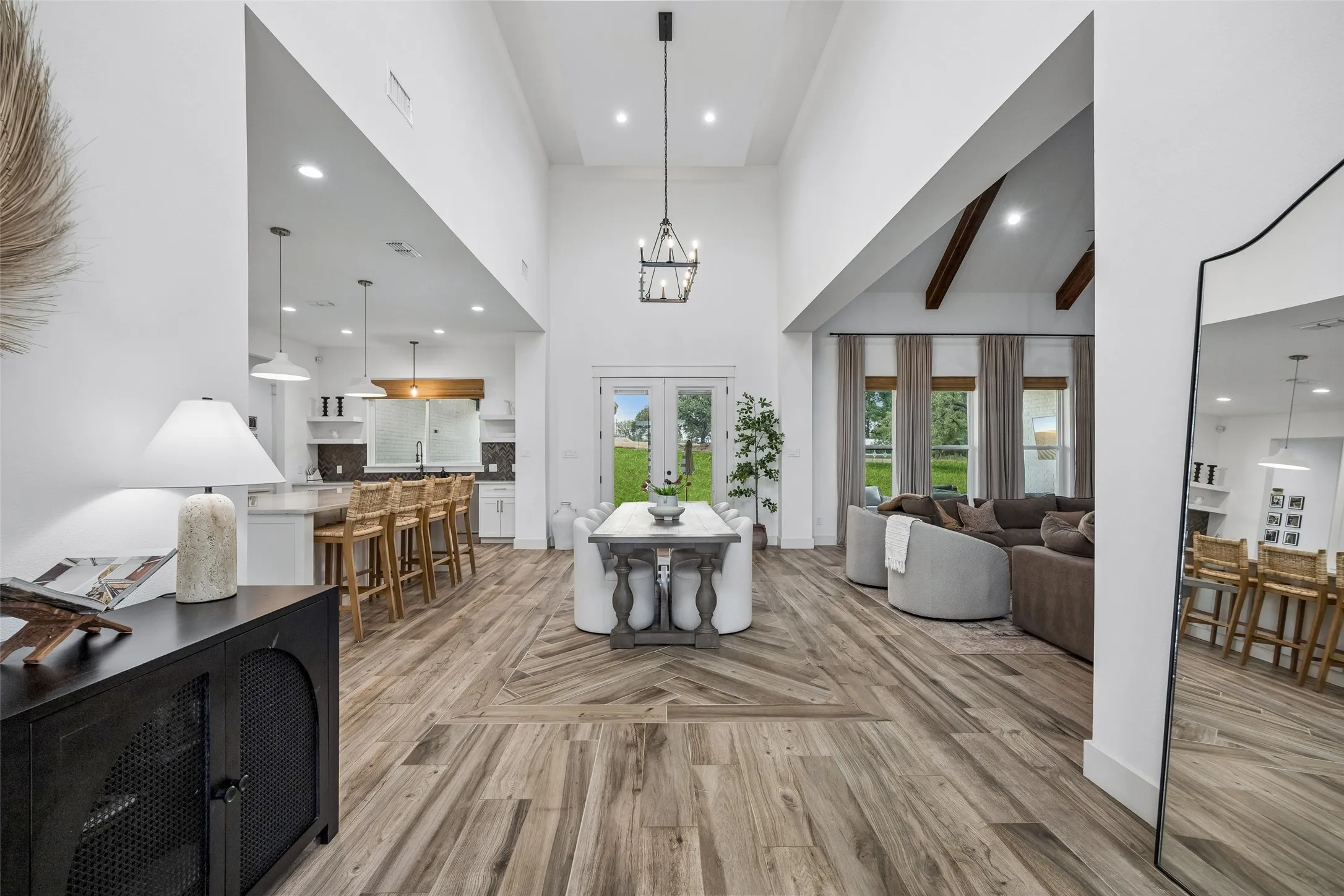 Single Family Residence For Sale in Parker County , 1032 Bluebonnet Ridge, Weatherford, Texas 76087, 4 Bedroom, 4 Bathroom, 3 Garage spaces, 3,076 Sqft, built in 2022, mls#21363834, Real Estate Agent in Weatherford, Homes For Sale in Parker county, Homes For Sale in Weatherford, Realtor in Weatherford Texas, Real Estate Brokerage Independent Realty Texas, Luminita Cordes Realtor