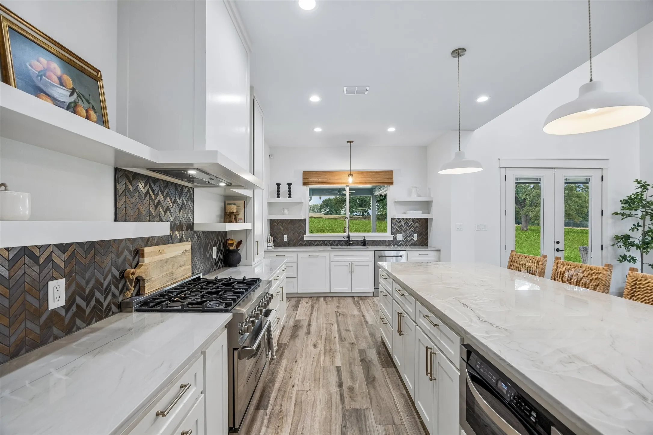 Single Family Residence For Sale in Parker County , 1032 Bluebonnet Ridge, Weatherford, Texas 76087, 4 Bedroom, 4 Bathroom, 3 Garage spaces, 3,076 Sqft, built in 2022, mls#21363834, Real Estate Agent in Weatherford, Homes For Sale in Parker county, Homes For Sale in Weatherford, Realtor in Weatherford Texas, Real Estate Brokerage Independent Realty Texas, Luminita Cordes Realtor