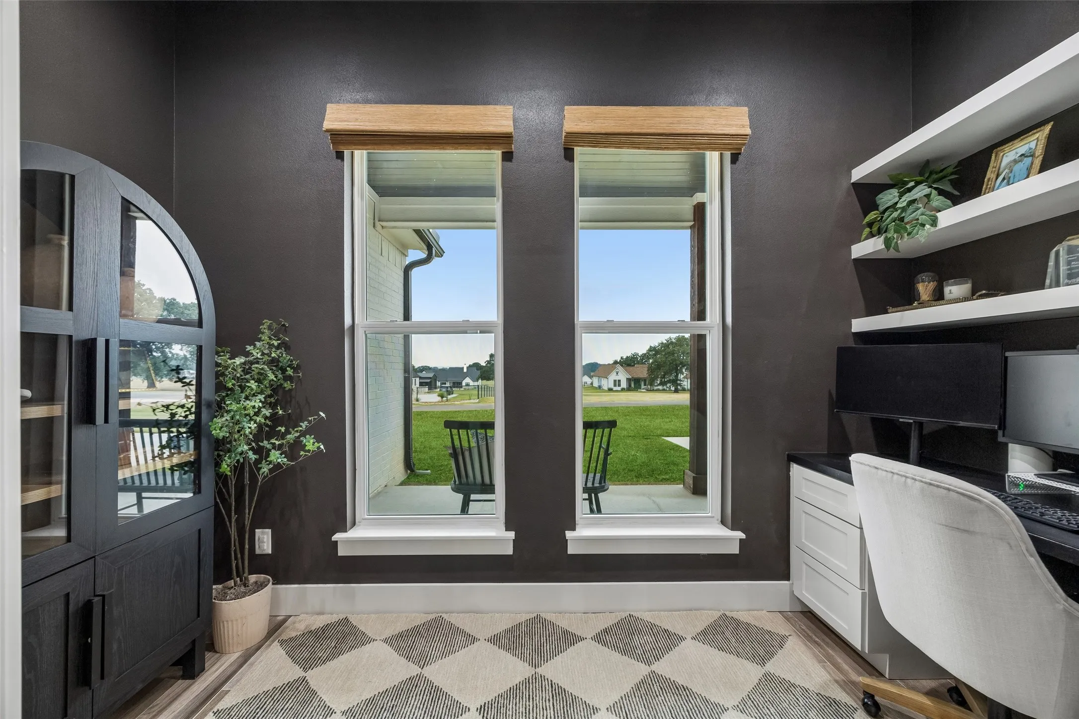 Single Family Residence For Sale in Parker County , 1032 Bluebonnet Ridge, Weatherford, Texas 76087, 4 Bedroom, 4 Bathroom, 3 Garage spaces, 3,076 Sqft, built in 2022, mls#21363834, Real Estate Agent in Weatherford, Homes For Sale in Parker county, Homes For Sale in Weatherford, Realtor in Weatherford Texas, Real Estate Brokerage Independent Realty Texas, Luminita Cordes Realtor