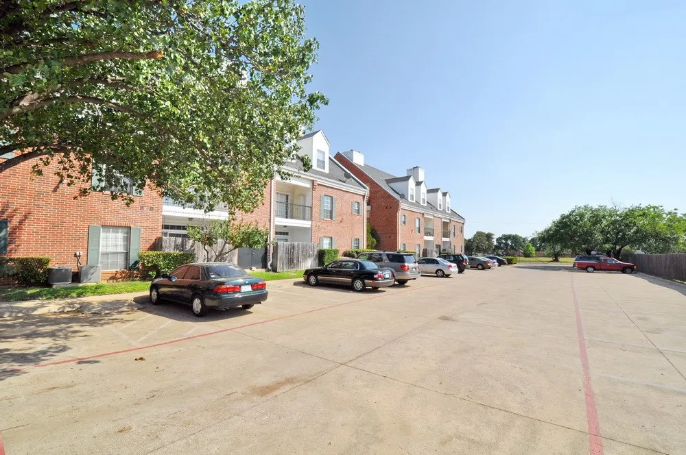 Condominium For Rent in Dallas County , 3701 Cedarplaza Lane 108, Dallas, Texas 75209, 1 Bedroom, 1 Bathroom, Garage spaces, 661 Sqft, built in 1986, mls#21372403, Real Estate Agent in Dallas, Homes For Rent in Dallas county, Homes For Rent in Dallas, Realtor in Dallas Texas, Real Estate Brokerage Independent Realty Texas, Luminita Cordes Realtor