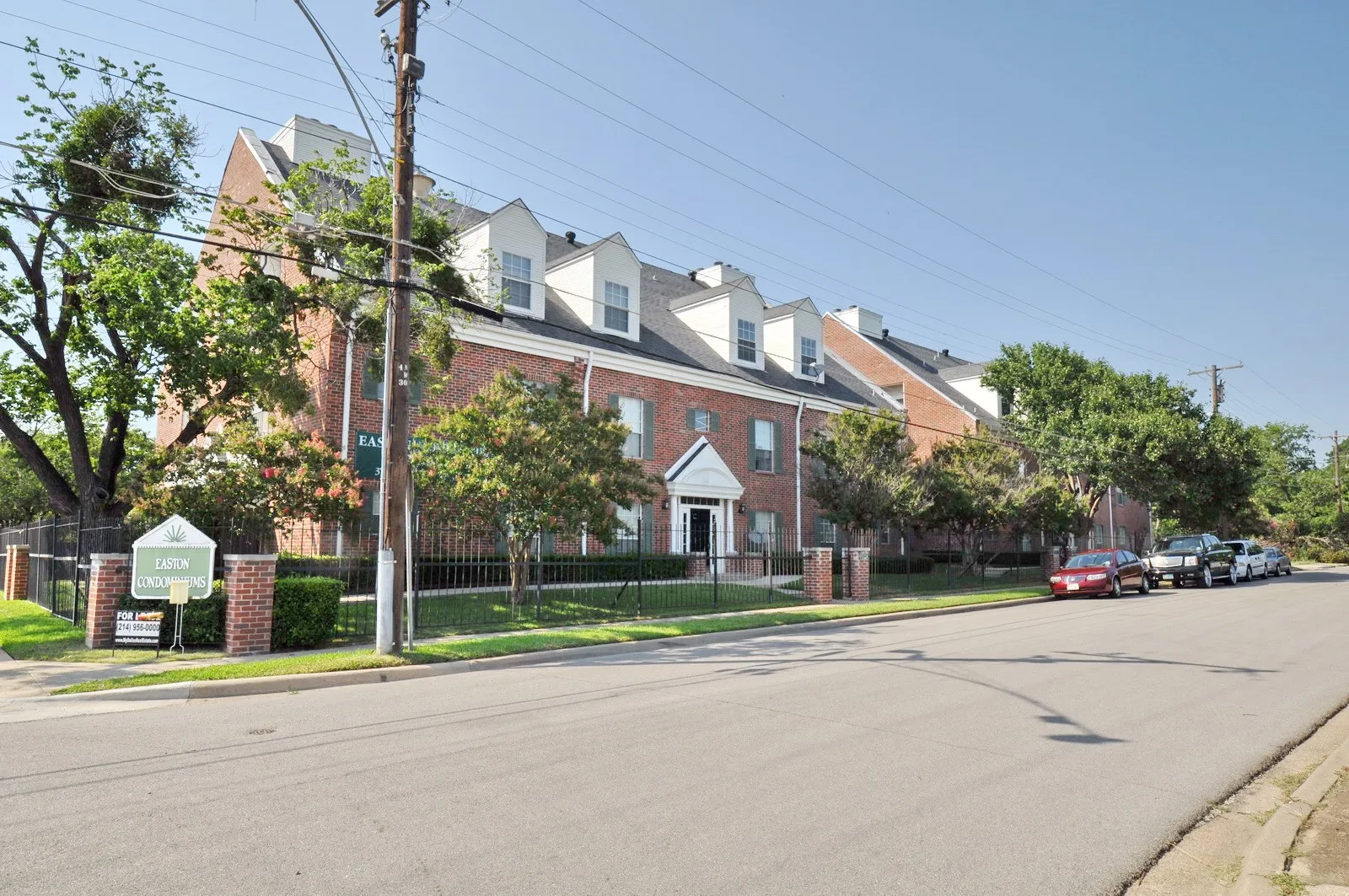 Condominium For Rent in Dallas County , 3701 Cedarplaza Lane 108, Dallas, Texas 75209, 1 Bedroom, 1 Bathroom, Garage spaces, 661 Sqft, built in 1986, mls#21372403, Real Estate Agent in Dallas, Homes For Rent in Dallas county, Homes For Rent in Dallas, Realtor in Dallas Texas, Real Estate Brokerage Independent Realty Texas, Luminita Cordes Realtor