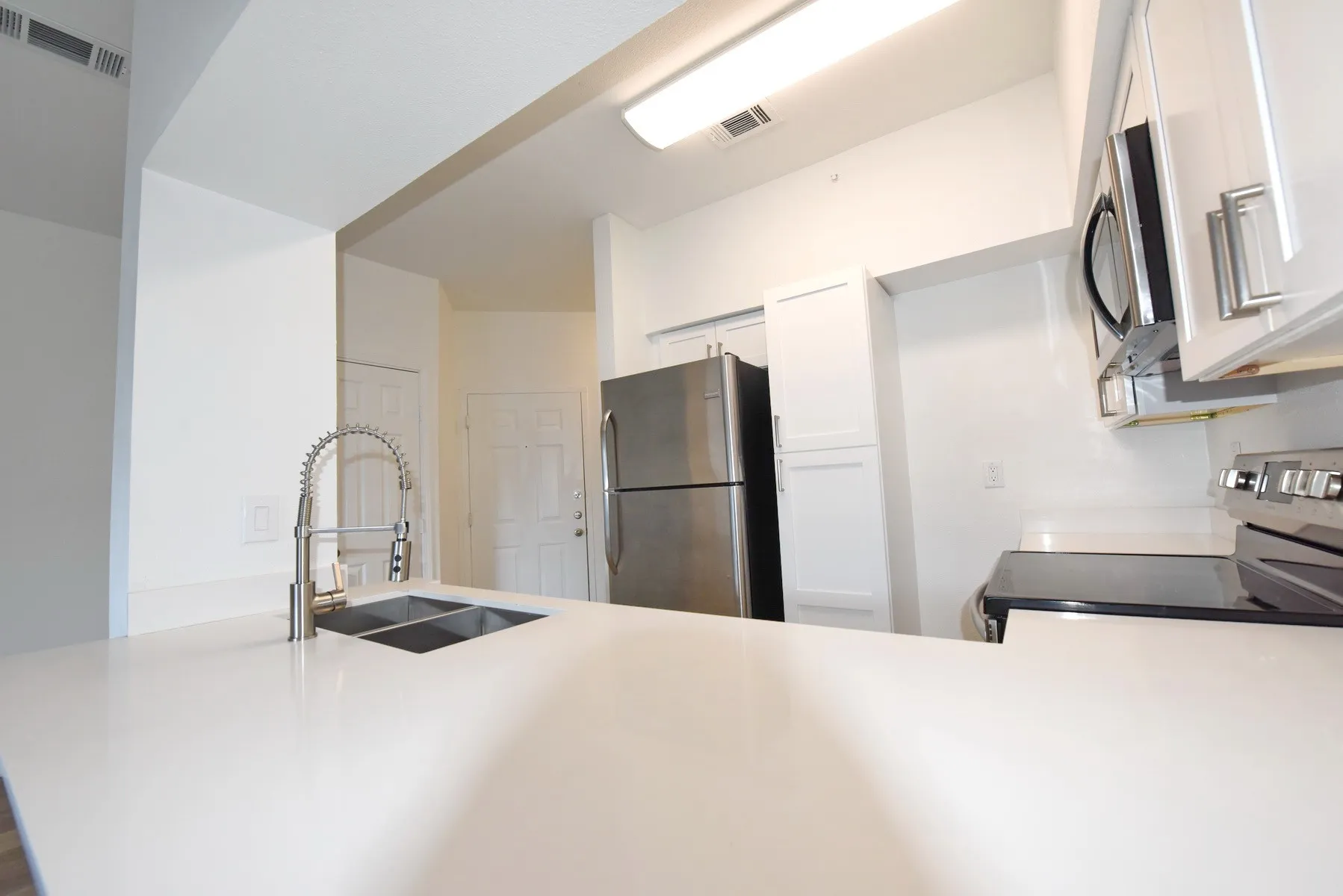 Condominium For Rent in Dallas County , 3701 Cedarplaza Lane 108, Dallas, Texas 75209, 1 Bedroom, 1 Bathroom, Garage spaces, 661 Sqft, built in 1986, mls#21372403, Real Estate Agent in Dallas, Homes For Rent in Dallas county, Homes For Rent in Dallas, Realtor in Dallas Texas, Real Estate Brokerage Independent Realty Texas, Luminita Cordes Realtor