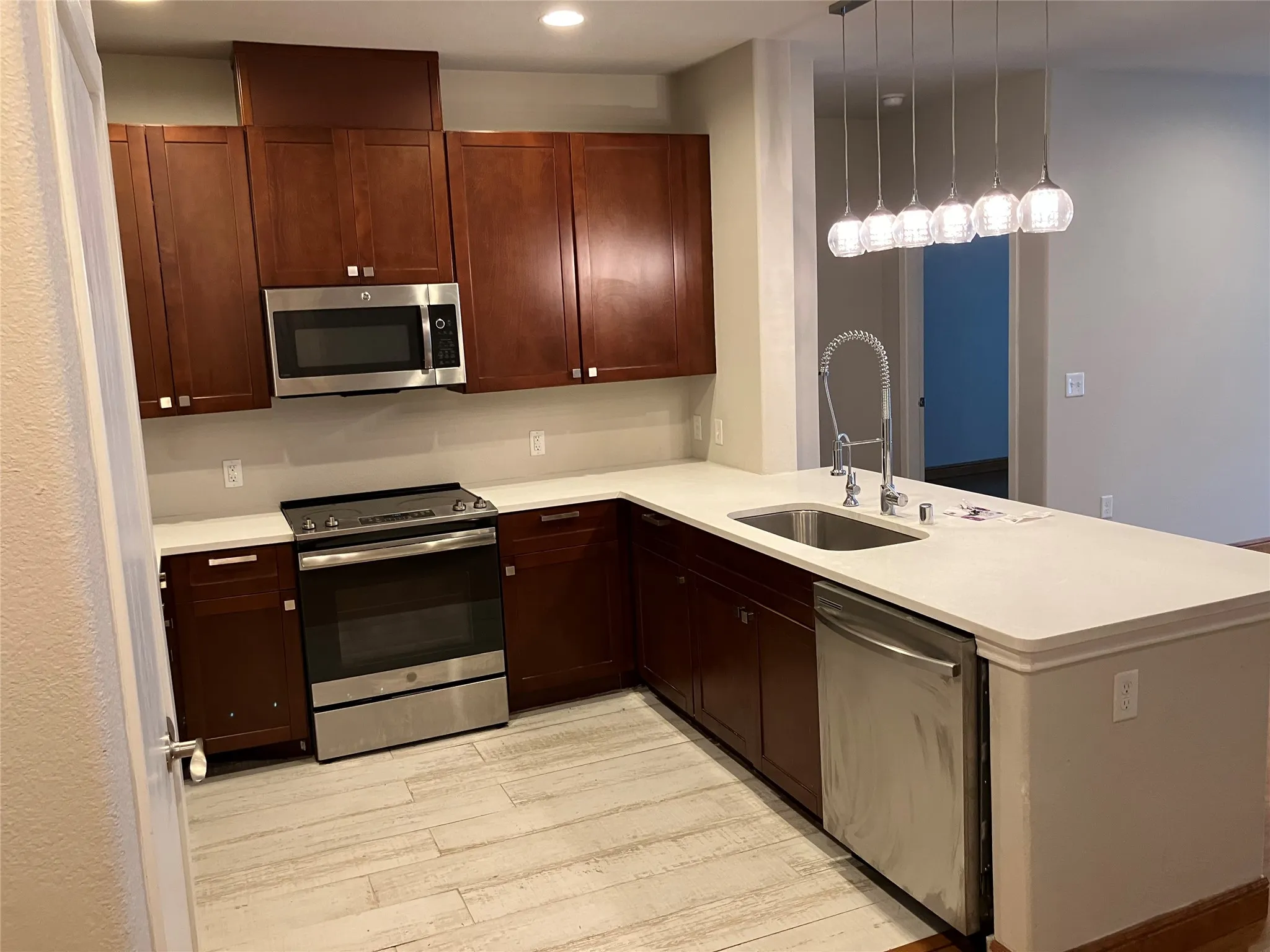 Condominium For Rent in Dallas County , 1220 W Trinity Mills Road 5009, Carrollton, Texas 75006, 2 Bedroom, 2 Bathroom, 1 Garage spaces, 1,212 Sqft, built in 2018, mls#21370140, Real Estate Agent in Carrollton, Homes For Rent in Dallas county, Homes For Rent in Carrollton, Realtor in Carrollton Texas, Real Estate Brokerage Independent Realty Texas, Luminita Cordes Realtor