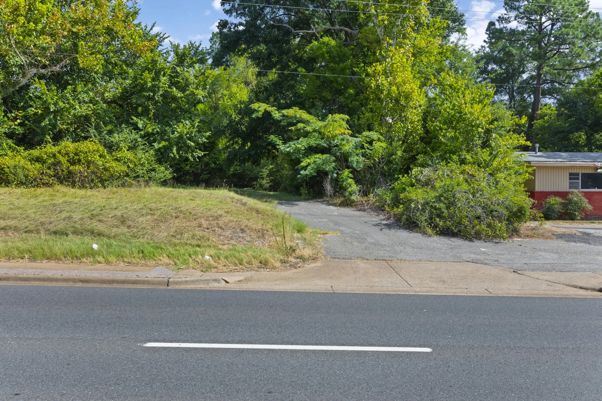 Unimproved Land For Sale in Gregg County , 5217 W Marshall Avenue, Longview, Texas 75604, 0, 0, Garage spaces, 0 Sqft, built in 0, mls#21372407, Real Estate Agent in Longview, Homes For Sale in Gregg county, Homes For Sale in Longview, Realtor in Longview Texas, Real Estate Brokerage Independent Realty Texas, Luminita Cordes Realtor