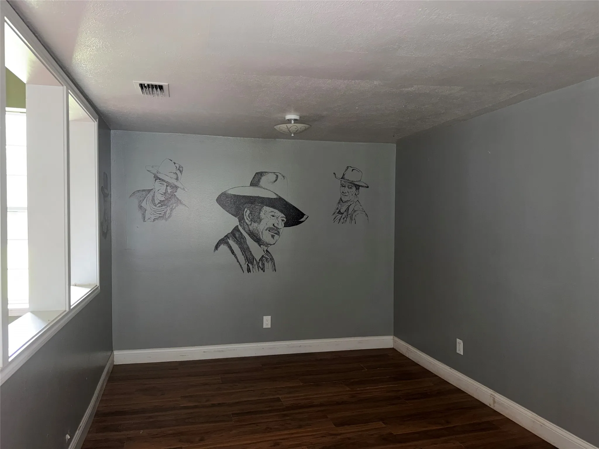 Single Family Residence For Sale in Anderson County , 2071 W Point Tap Road, Palestine, Texas 75803, 3 Bedroom, 2 Bathroom, 1 Garage spaces, 1,976 Sqft, built in 1900, mls#21372412, Real Estate Agent in Palestine, Homes For Sale in Anderson county, Homes For Sale in Palestine, Realtor in Palestine Texas, Real Estate Brokerage Independent Realty Texas, Luminita Cordes Realtor