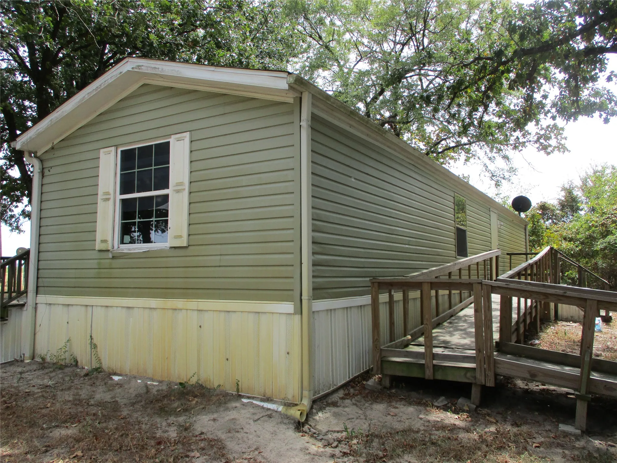 Mobile Home For Sale in Rains County , 2379 FM 515, Emory, Texas 75440, 2 Bedroom, 2 Bathroom, Garage spaces, 896 Sqft, built in 2017, mls#21372422, Real Estate Agent in Emory, Homes For Sale in Rains county, Homes For Sale in Emory, Realtor in Emory Texas, Real Estate Brokerage Independent Realty Texas, Luminita Cordes Realtor