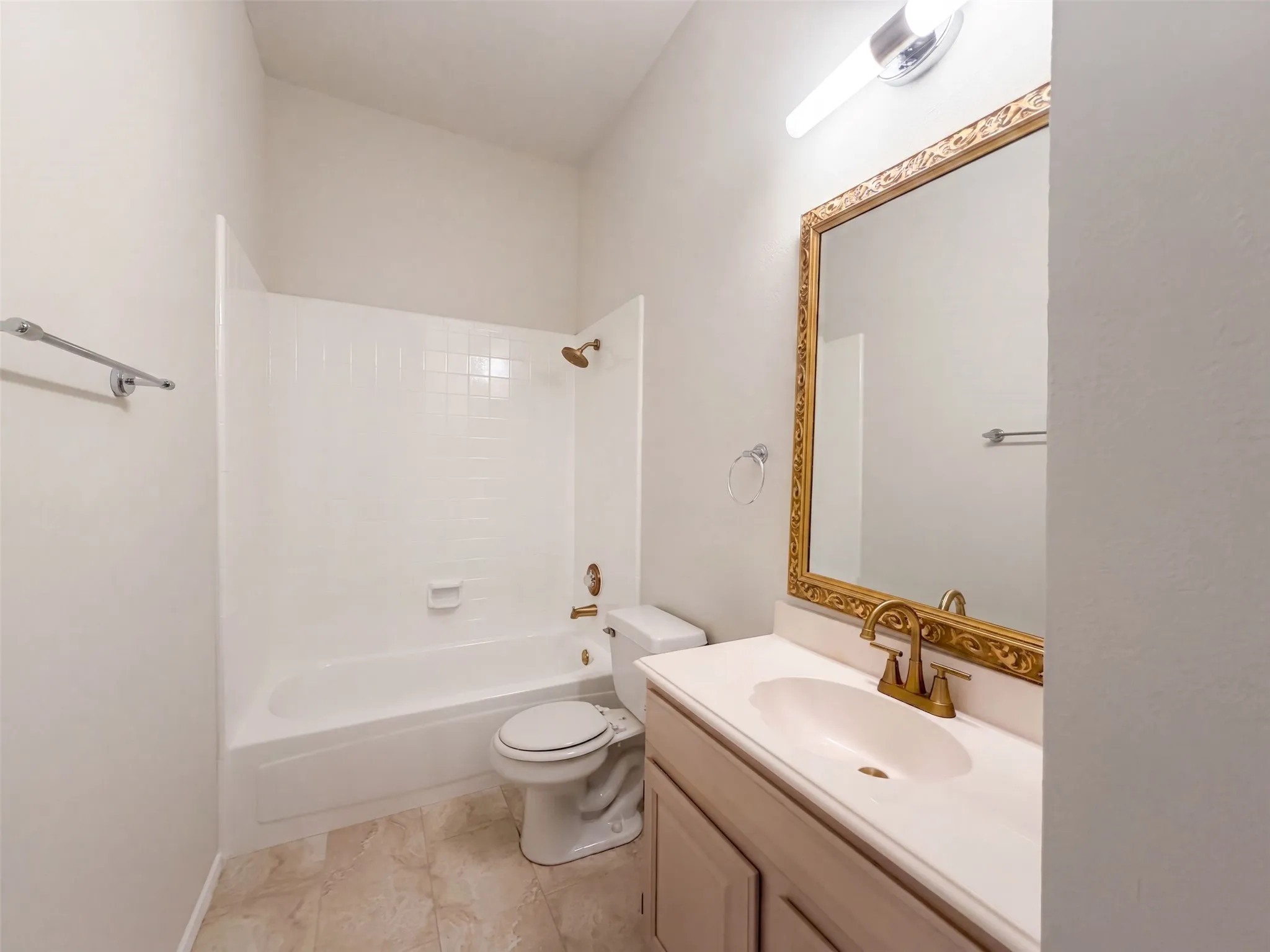 Single Family Residence For Sale in Collin County , 3000 Candide Lane, Mc Kinney, Texas 75070, 4 Bedroom, 3 Bathroom, 2 Garage spaces, 2,668 Sqft, built in 1992, mls#21372428, Real Estate Agent in Mc Kinney, Homes For Sale in Collin county, Homes For Sale in Mc Kinney, Realtor in Mc Kinney Texas, Real Estate Brokerage Independent Realty Texas, Luminita Cordes Realtor