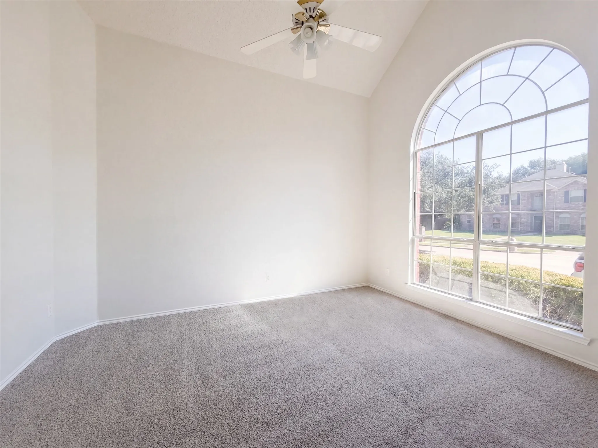 Single Family Residence For Sale in Collin County , 3000 Candide Lane, Mc Kinney, Texas 75070, 4 Bedroom, 3 Bathroom, 2 Garage spaces, 2,668 Sqft, built in 1992, mls#21372428, Real Estate Agent in Mc Kinney, Homes For Sale in Collin county, Homes For Sale in Mc Kinney, Realtor in Mc Kinney Texas, Real Estate Brokerage Independent Realty Texas, Luminita Cordes Realtor