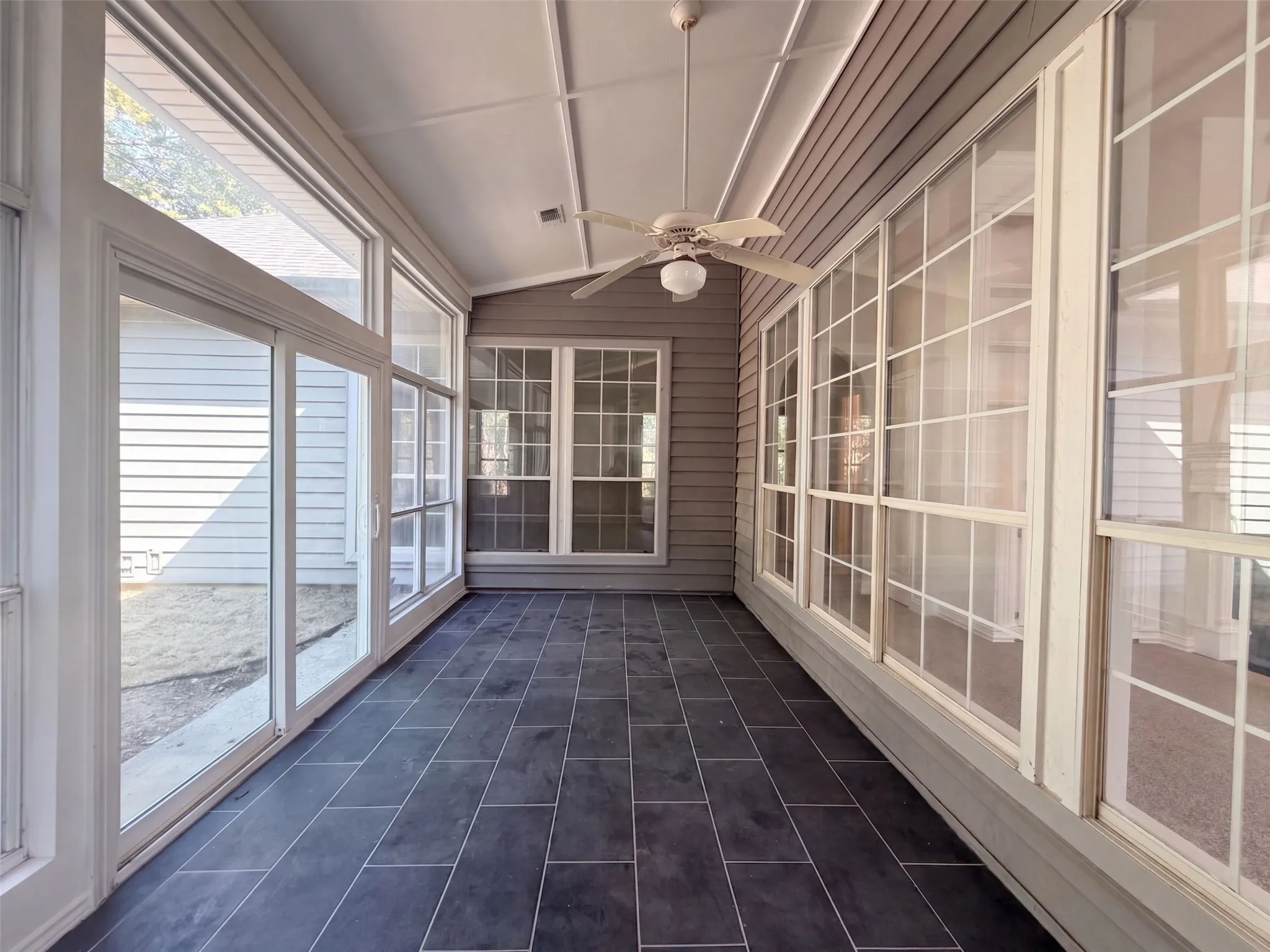 Single Family Residence For Sale in Collin County , 3000 Candide Lane, Mc Kinney, Texas 75070, 4 Bedroom, 3 Bathroom, 2 Garage spaces, 2,668 Sqft, built in 1992, mls#21372428, Real Estate Agent in Mc Kinney, Homes For Sale in Collin county, Homes For Sale in Mc Kinney, Realtor in Mc Kinney Texas, Real Estate Brokerage Independent Realty Texas, Luminita Cordes Realtor